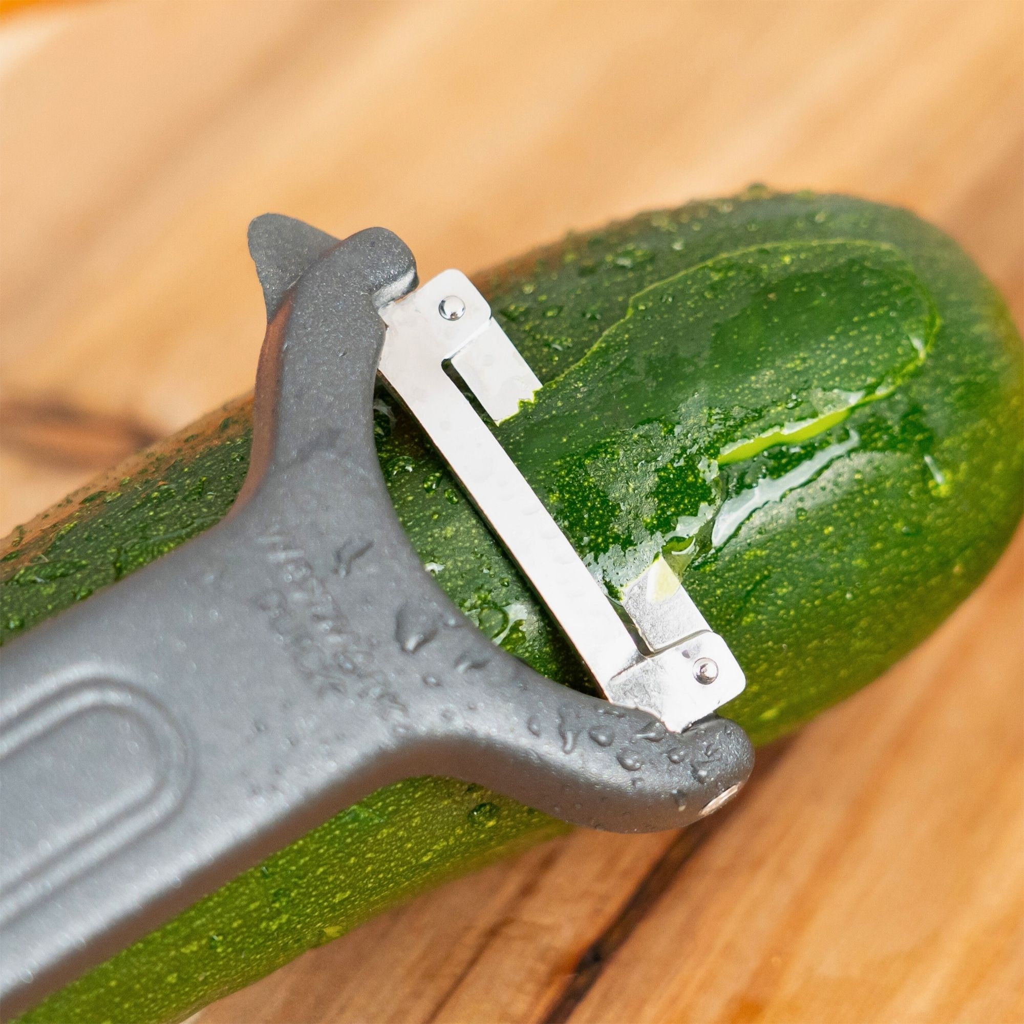 Westmark - Vegetable/asparagus swivel peeler »Quick« - Black Edition