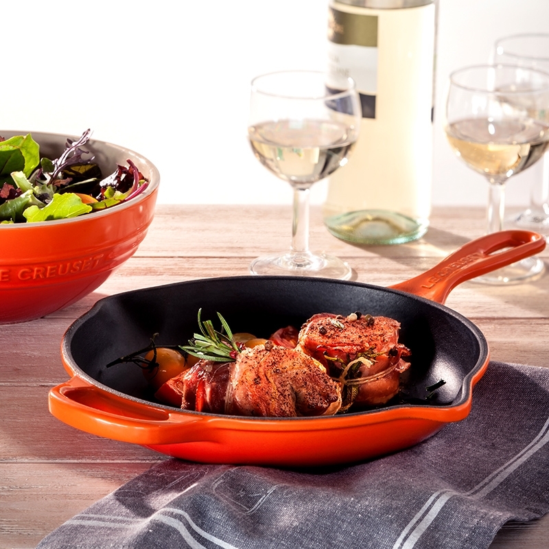 Le Creuset - Signature Cast Iron Skillet