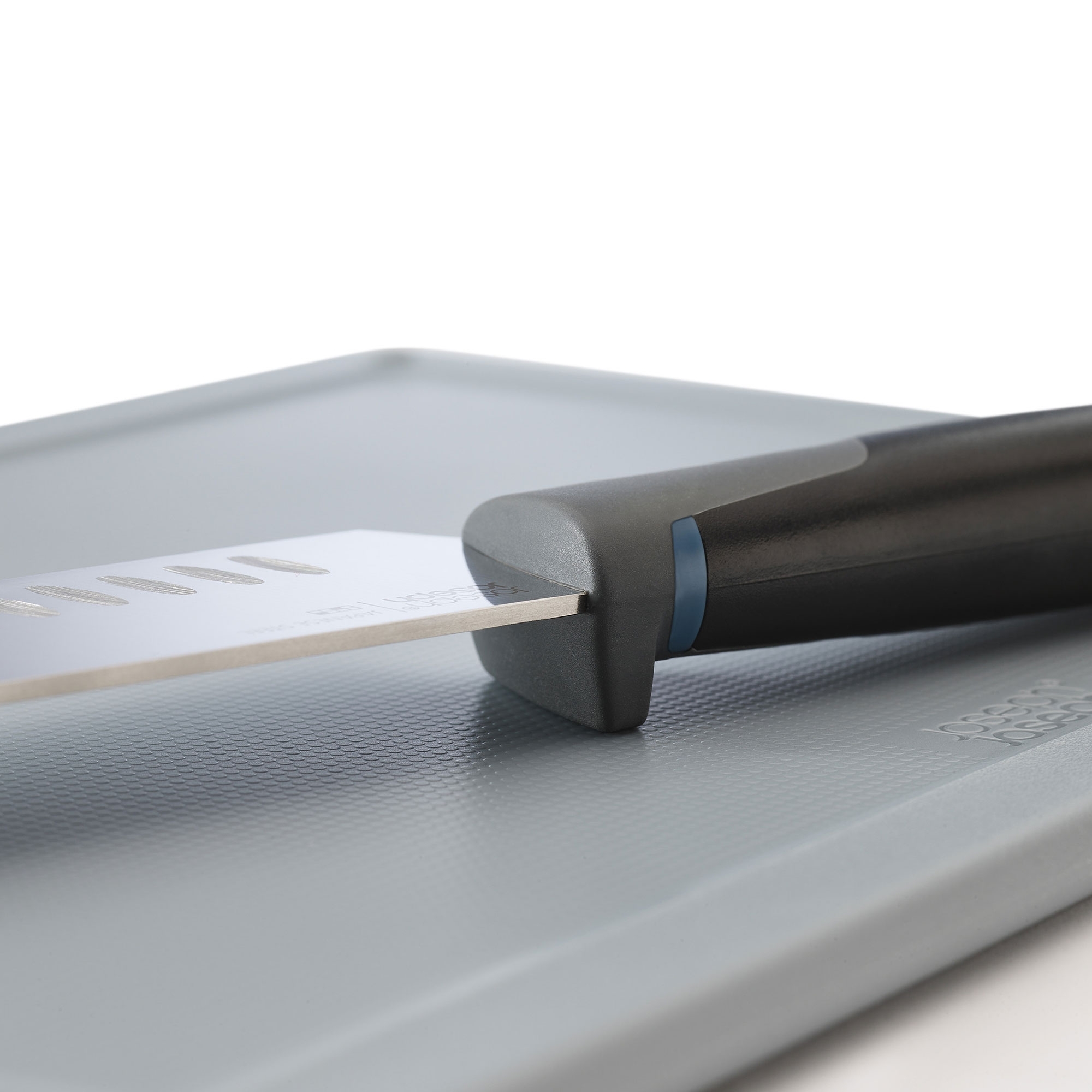 Joseph Joseph - Folio™ Plus 8-piece knife and chopping board set - Graphit Joseph Joseph - Folio™ Plus 8-piece knife and chopping board set - Graphit