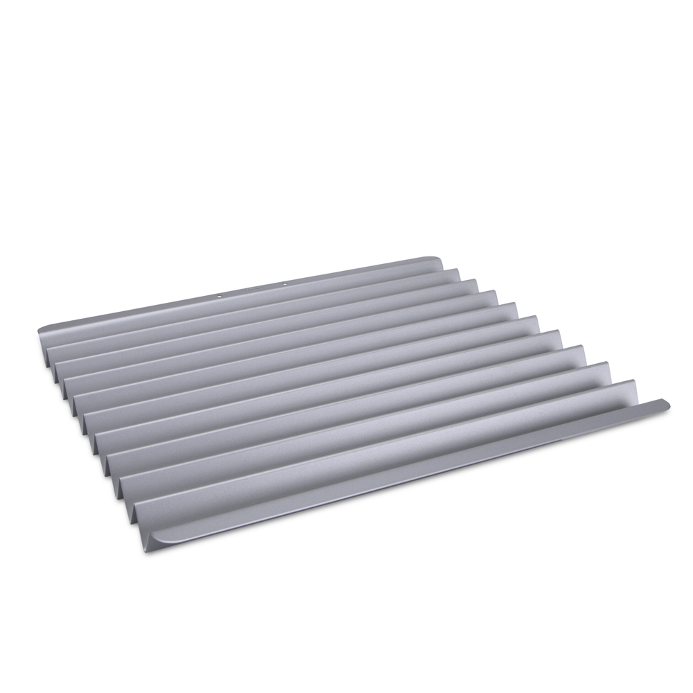 Städter - We Love Baking Wolf tooth plate  - 37 x 33 cm Städter - We Love Baking Wolf tooth plate  - 37 x 33 cm