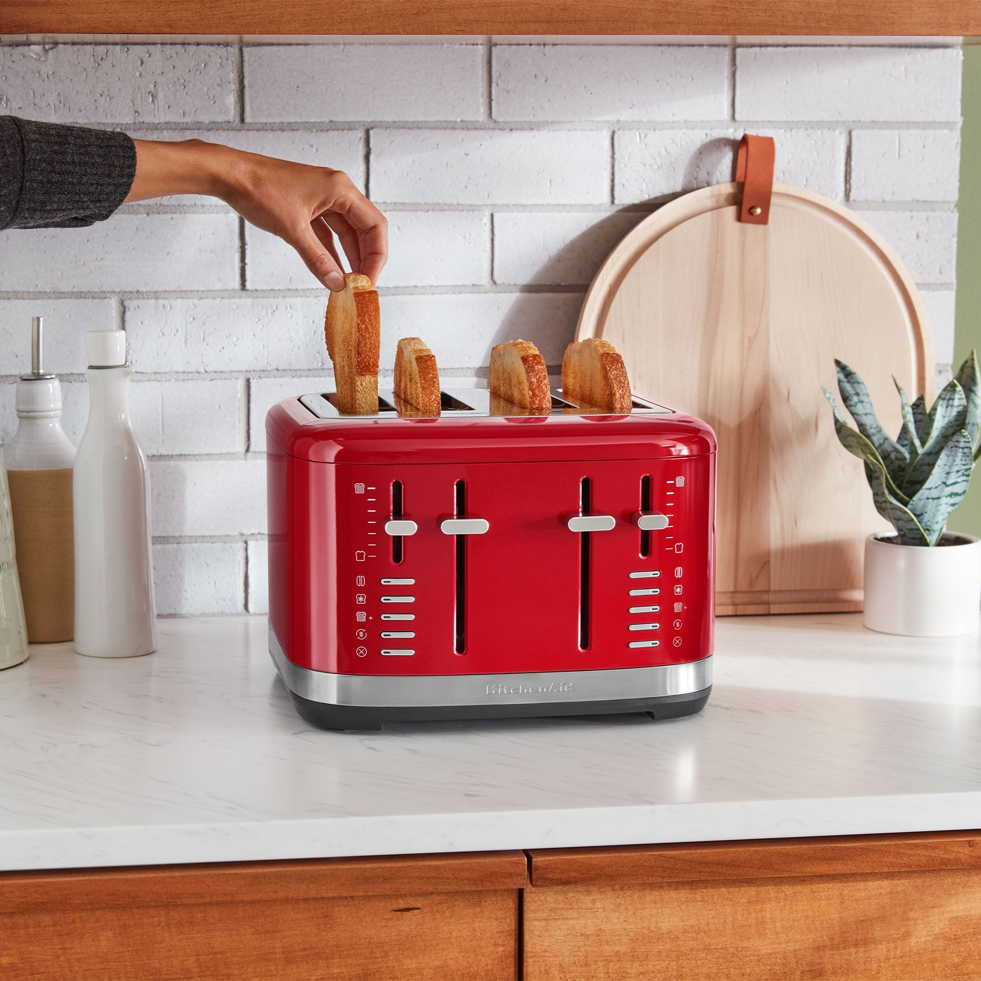 KitchenAid - Toaster with manual operation for 4 slices - Empire Red KitchenAid - Toaster with manual operation for 4 slices - Empire Red