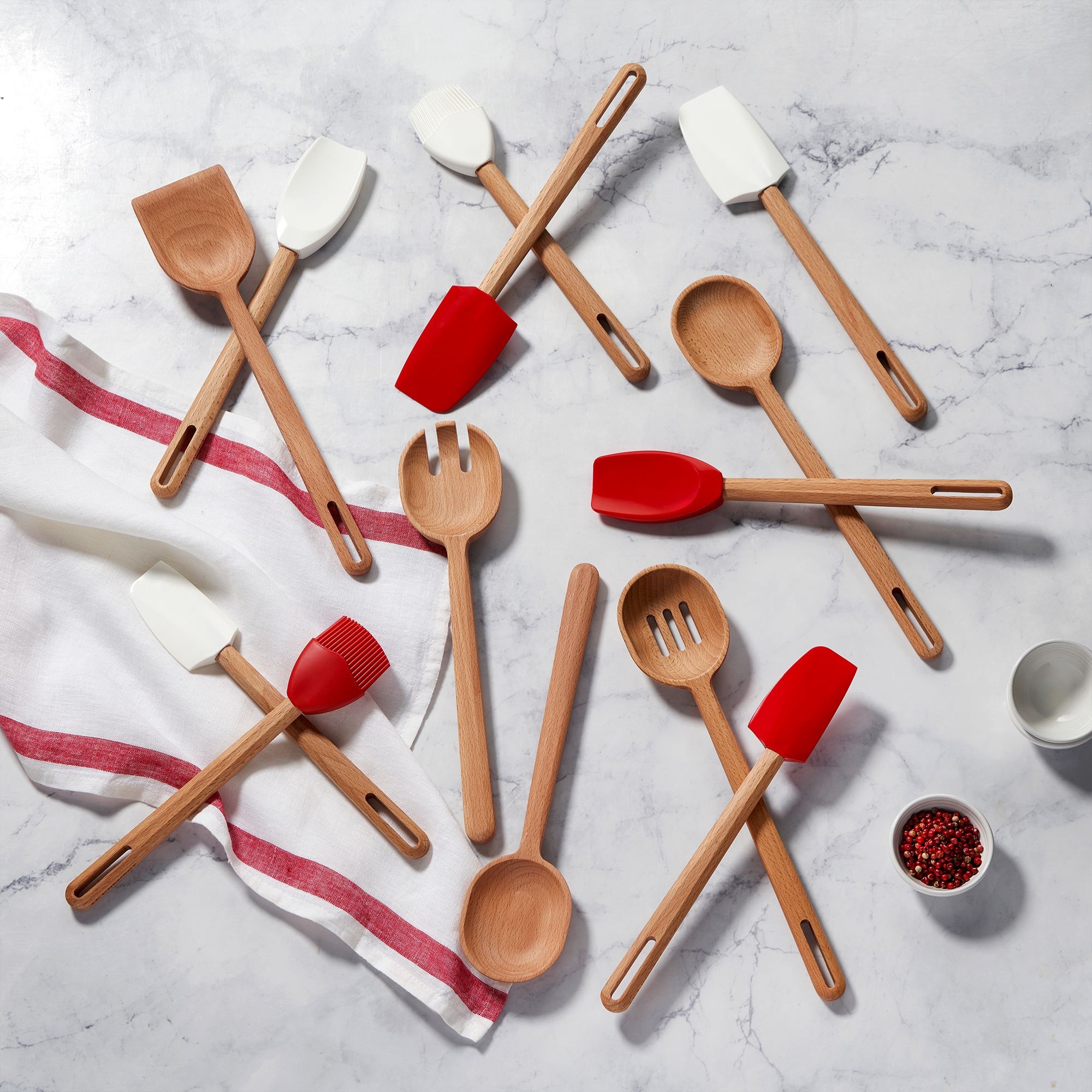 Le Creuset - Signature Serving spoon, Beechwood | 30 cm