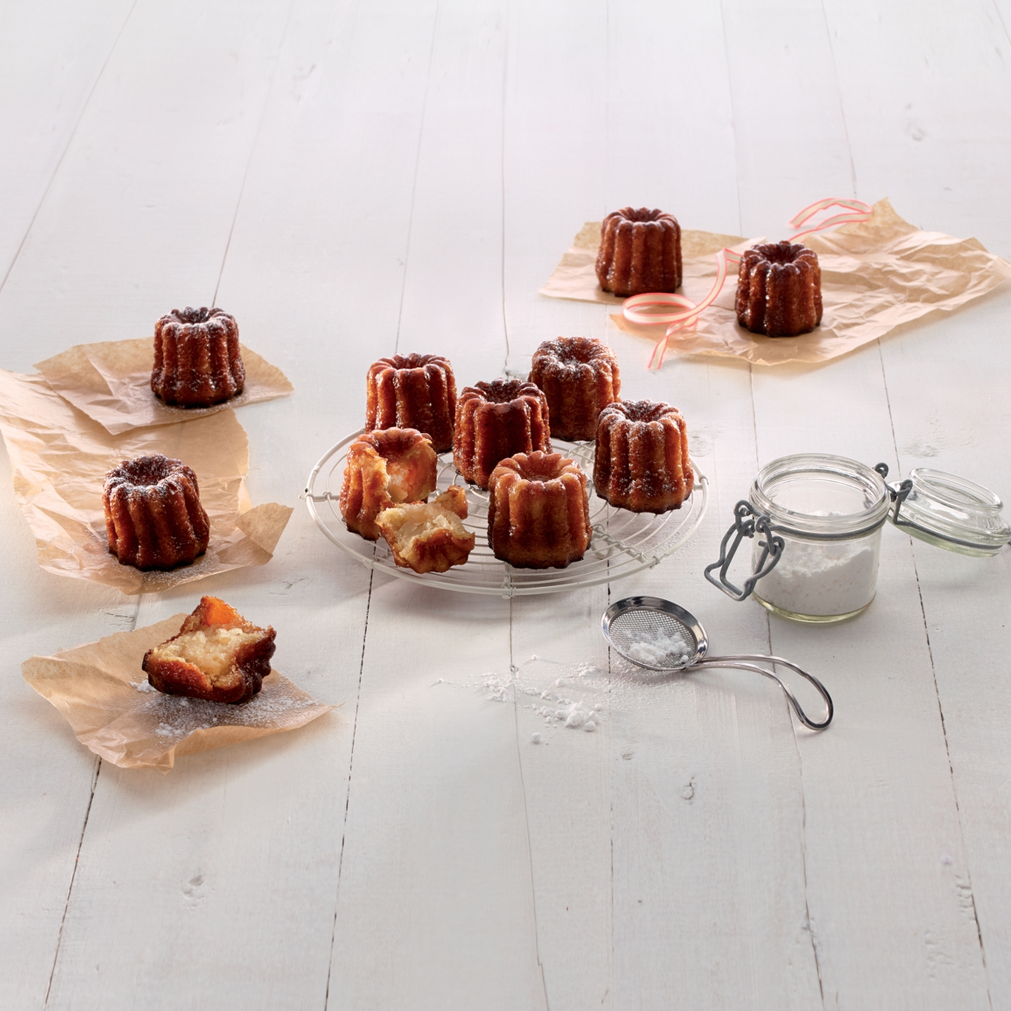 Lékué - Cannelé Bordelais baking dish, 8 trays