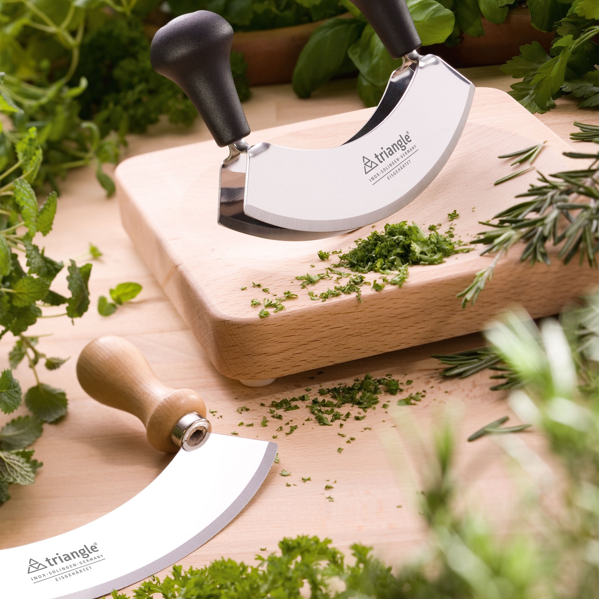 Triangle - chopping knife 17.5 cm, double-edged, wooden handle