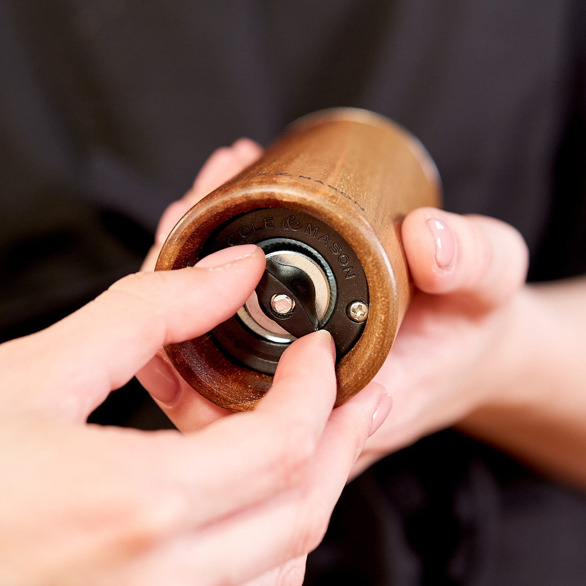 COLE & MASON - Marlow Salt Mill | Acacia Wood