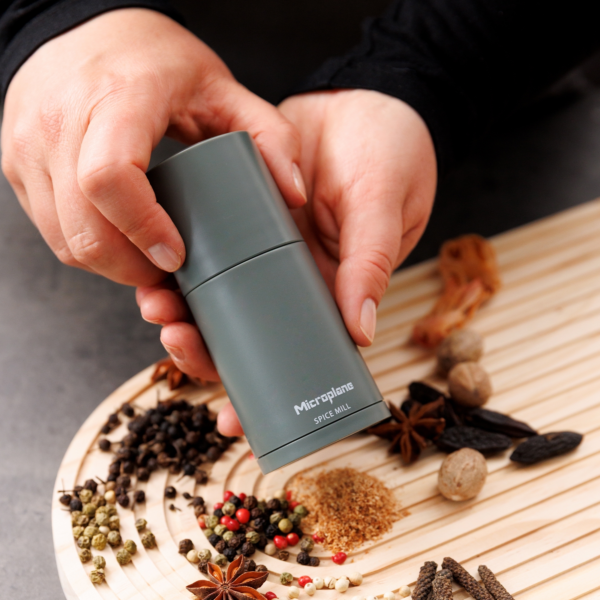 Microplane - Muskatmühle 2in1 - Eycalyptus Green Microplane - Muskatmühle 2in1 - Eycalyptus Green