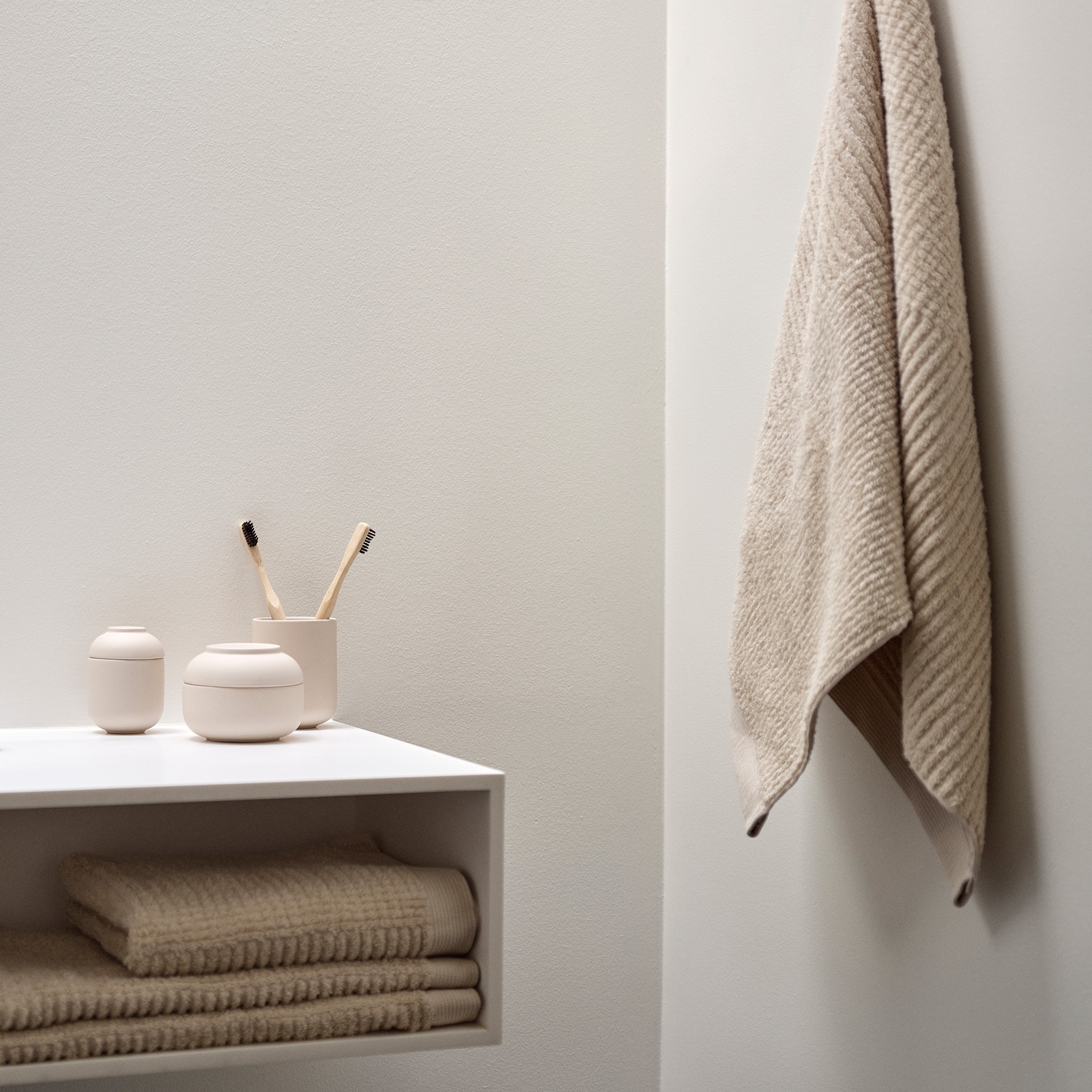 Zone - Sensu Gefäß mit Deckel - Sand