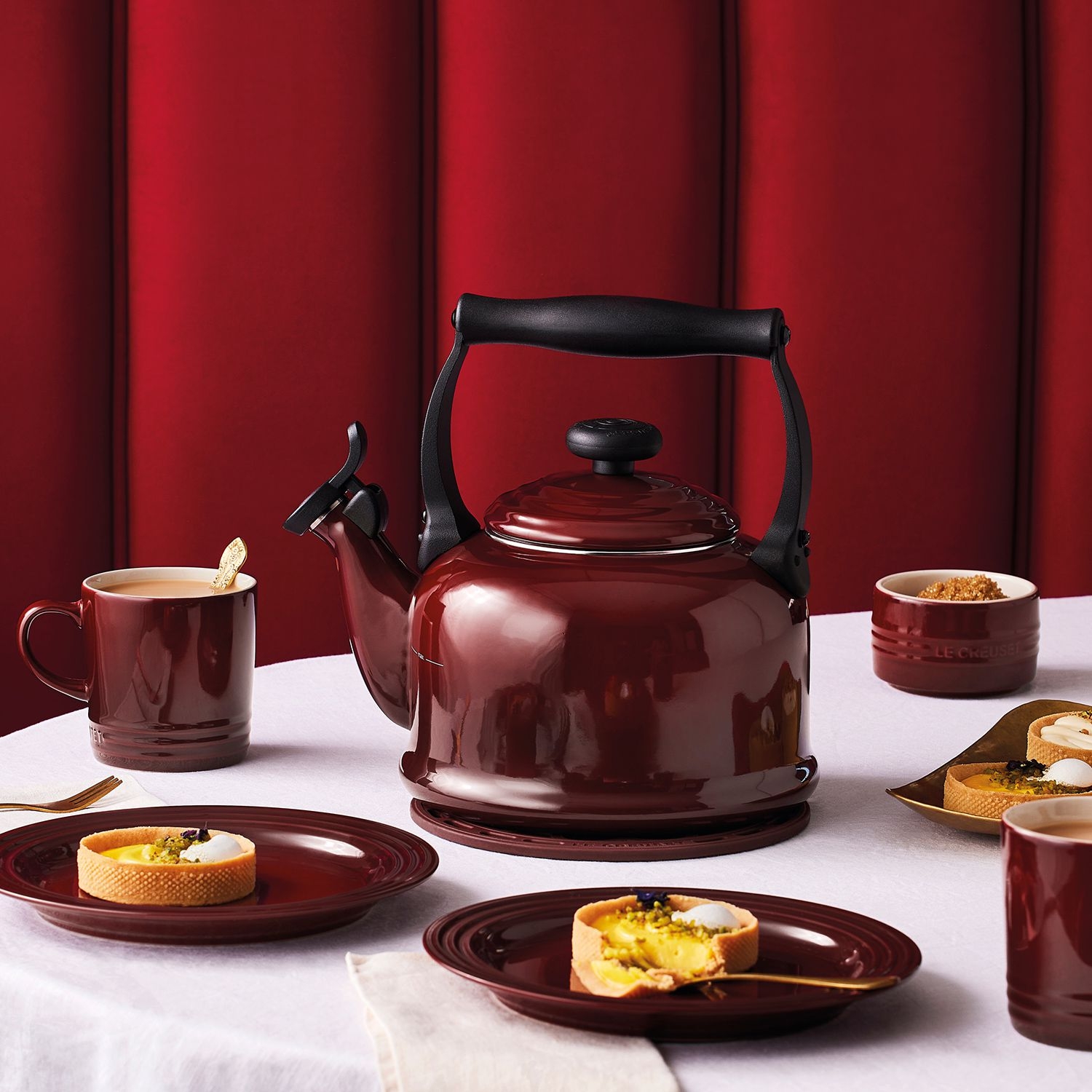 Le Creuset - Wasserkessel Tradition 2,1 L Le Creuset - Wasserkessel Tradition 2,1 L