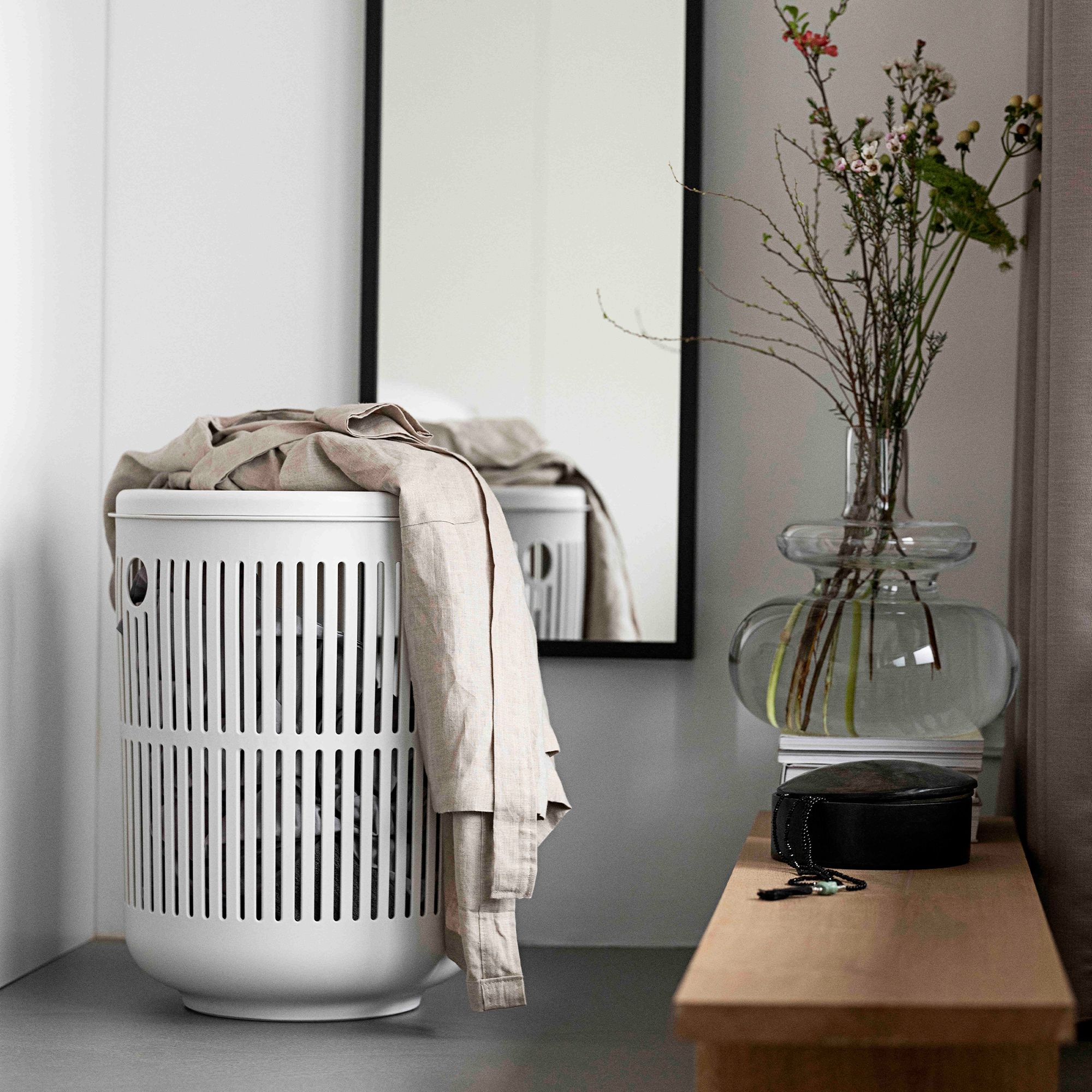 Zone - Ume laundry basket - White