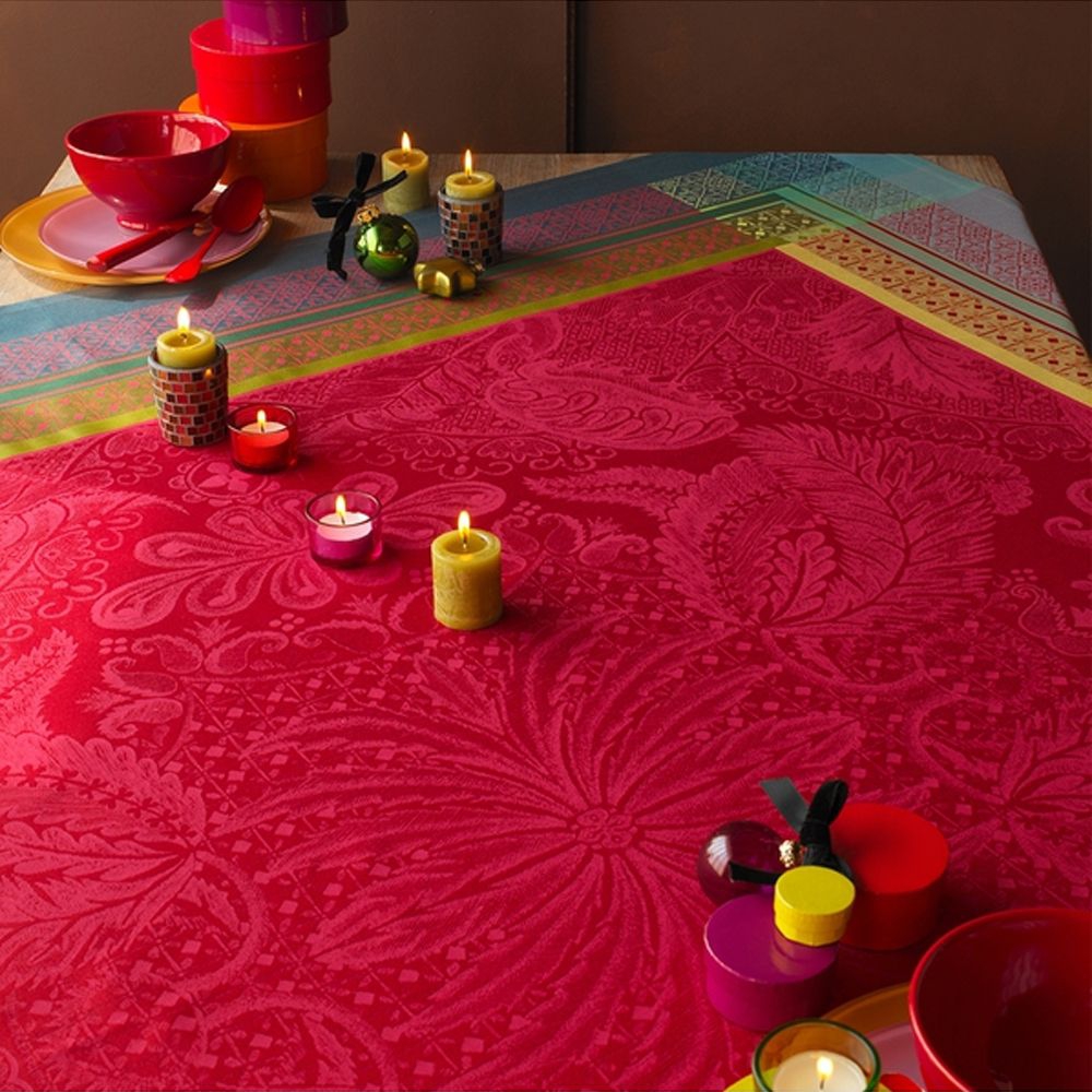 Garnier-Thiebaut Tablecloth - Isaphire Rubis - GS - different sizes