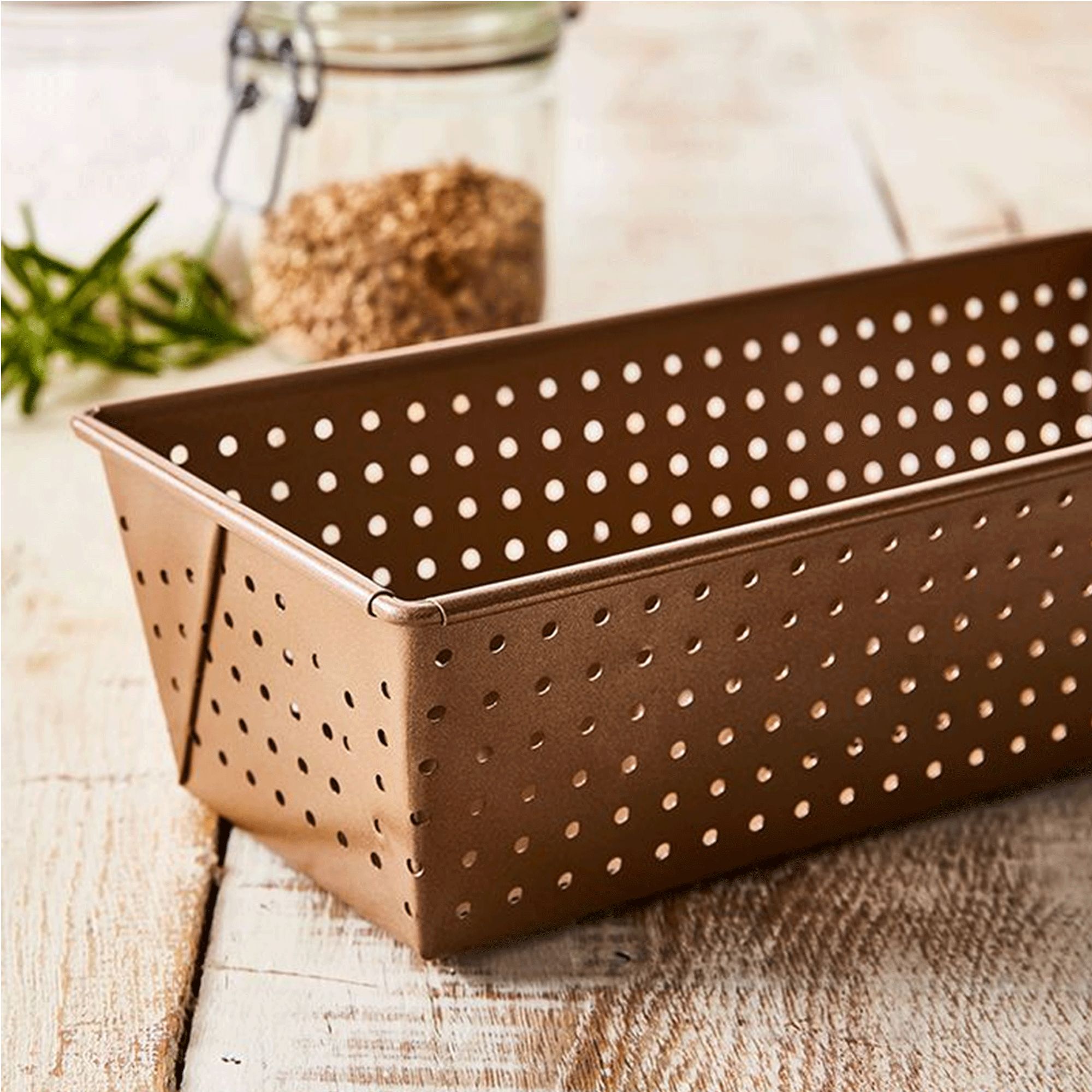 BR Loaf pan perforated 30cm