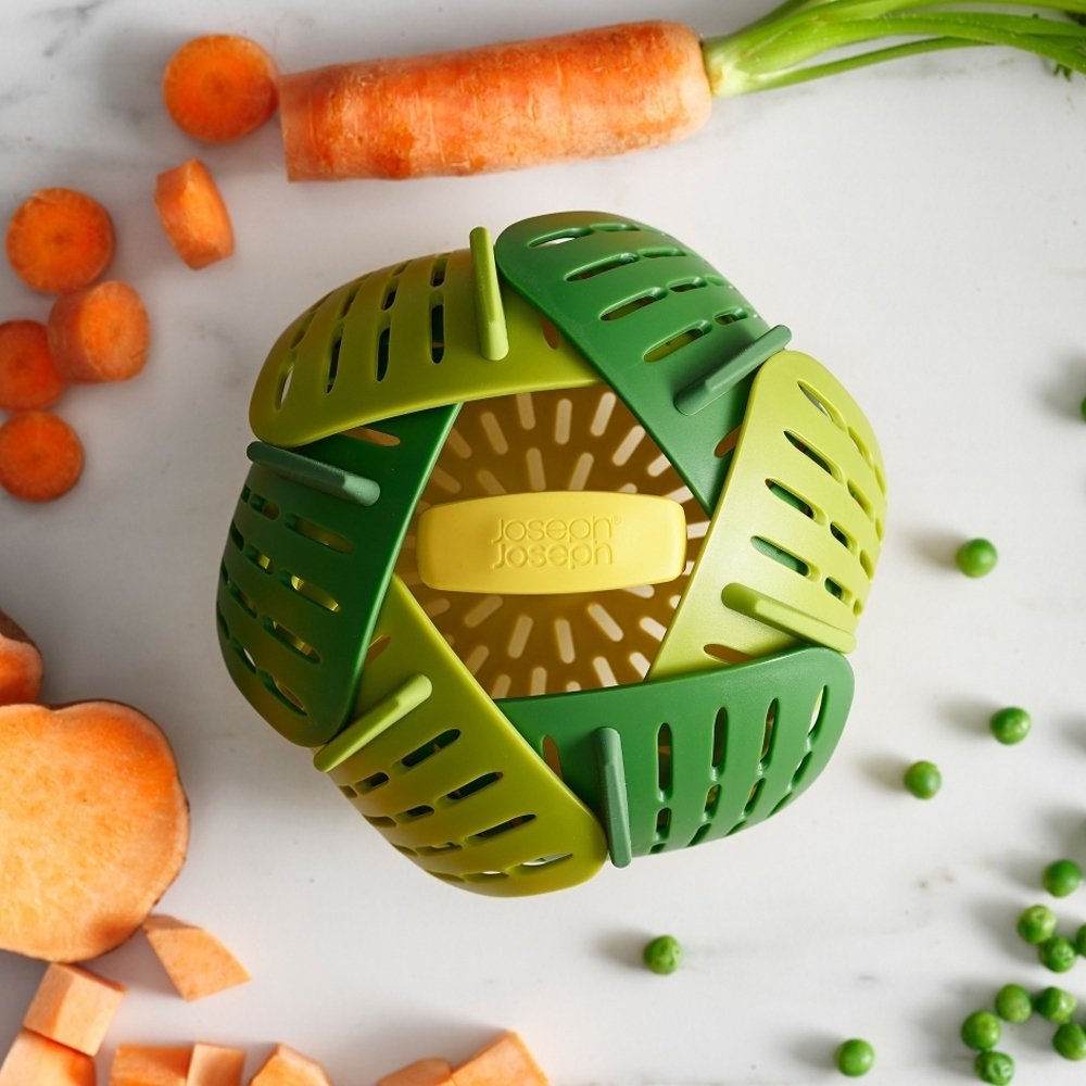 Joseph Joseph - Bloom™ Folding Steamer Basket Joseph Joseph - Bloom™ Folding Steamer Basket