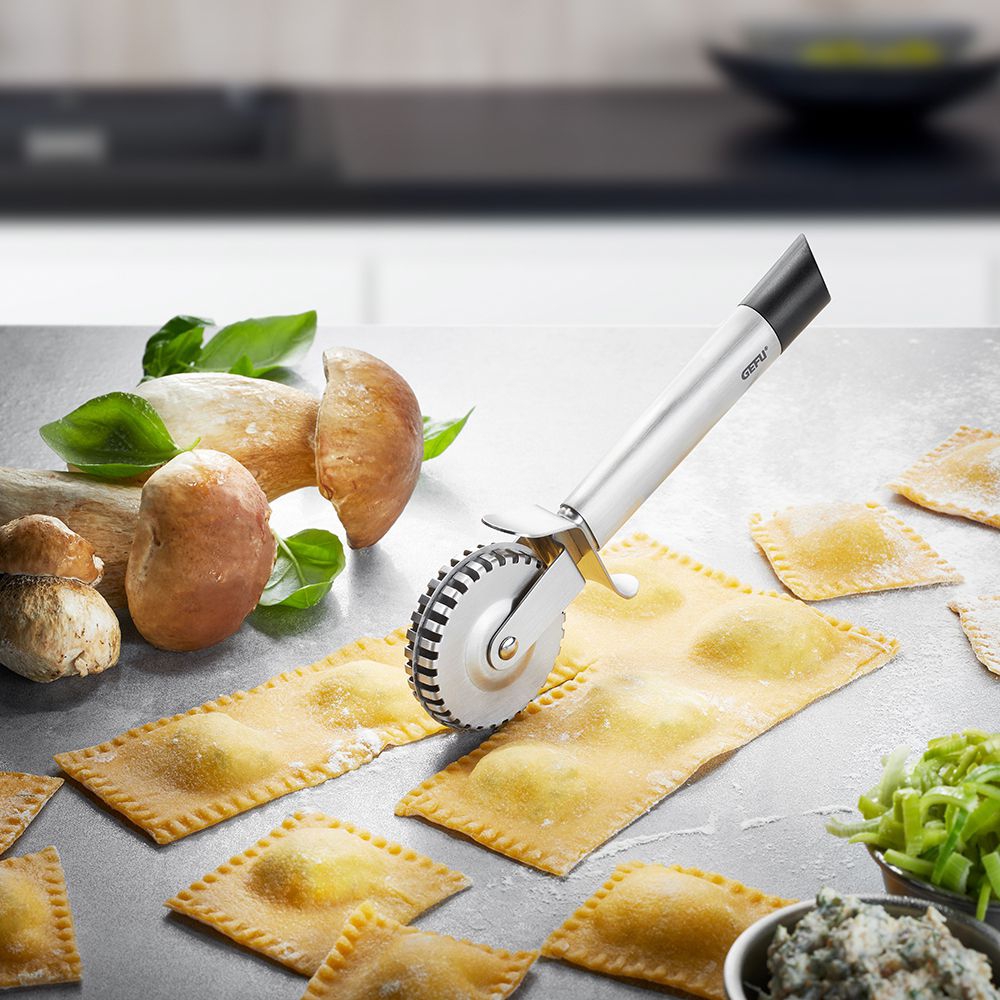 Gefu ravioli and pasta wheel - PRIMELINE