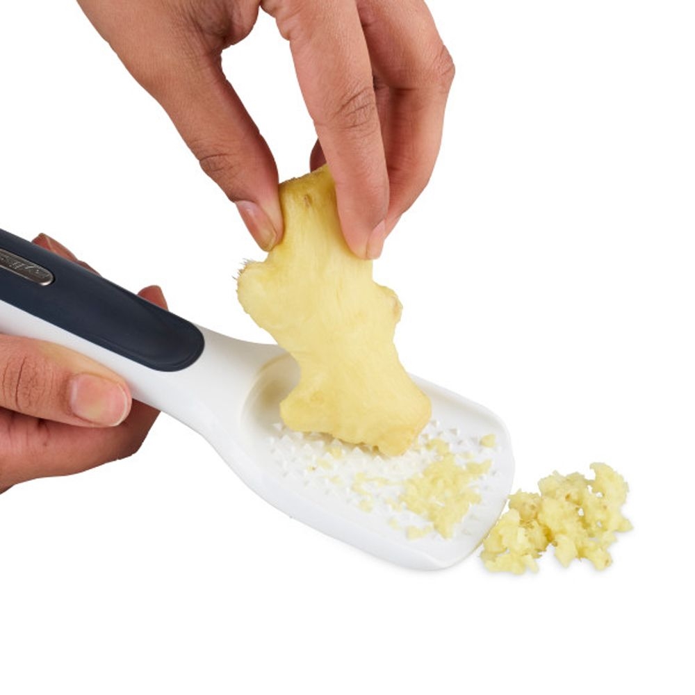 ZYLISS - Ginger Peeler & Grater ZYLISS - Ginger Peeler & Grater