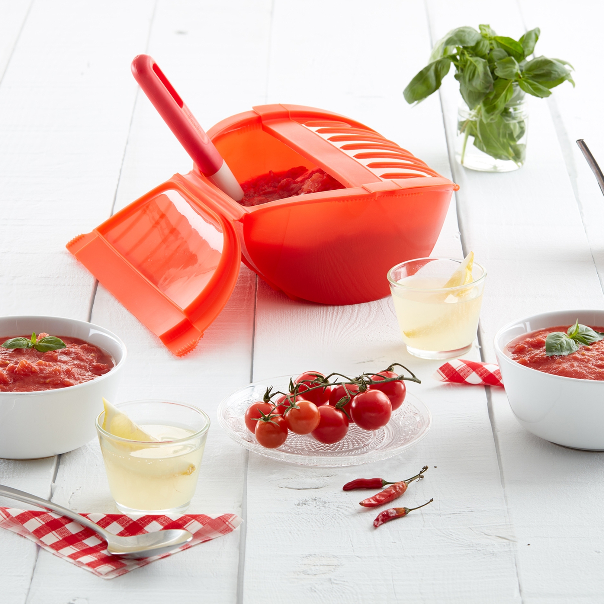Lékué - Tiefer Mikrowellen-Dampfgarer mit Ablage, 3-4 P. rot