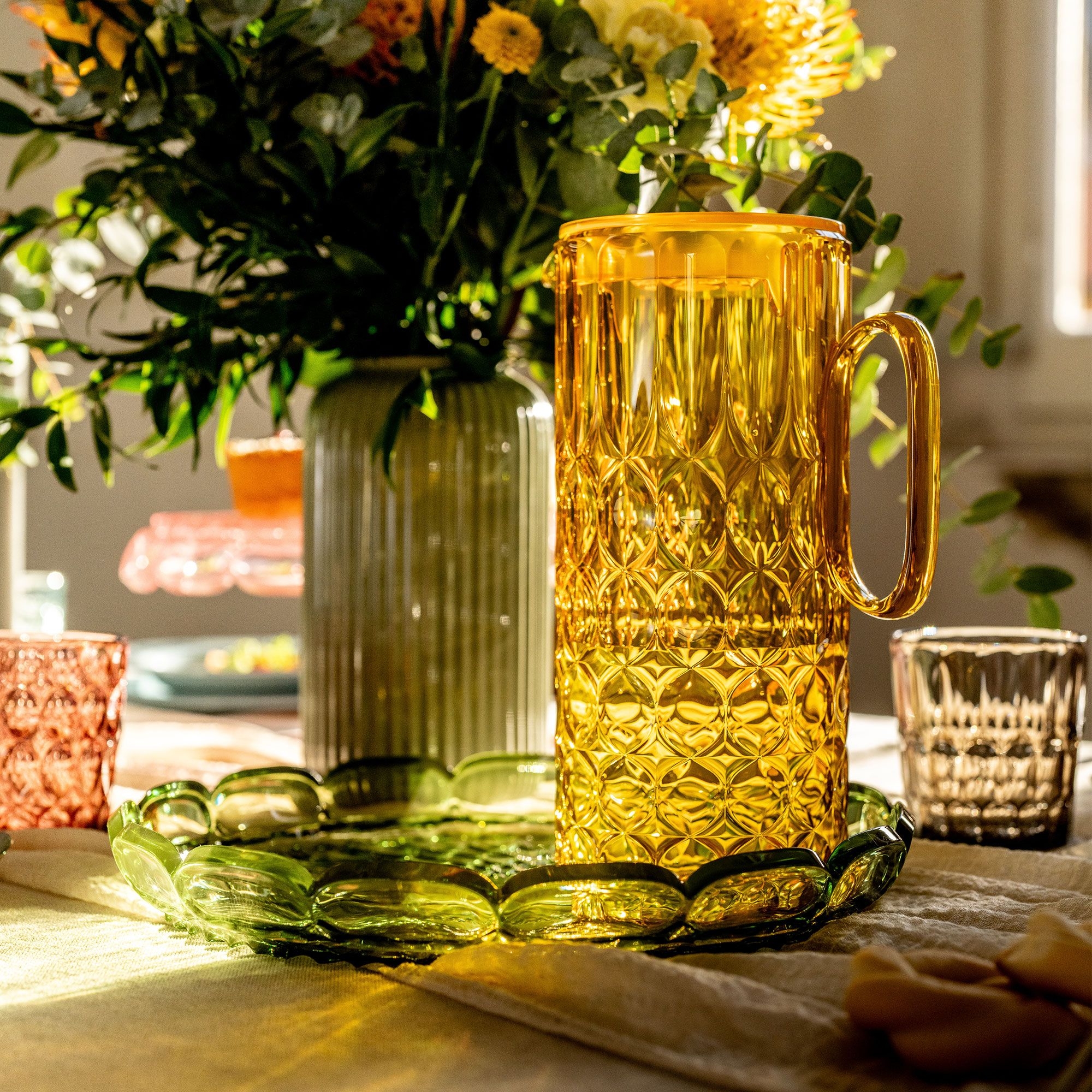 Guzzini - Carafe with cooling insert “Vanity”, transparent Guzzini - Carafe with cooling insert “Vanity”, transparent