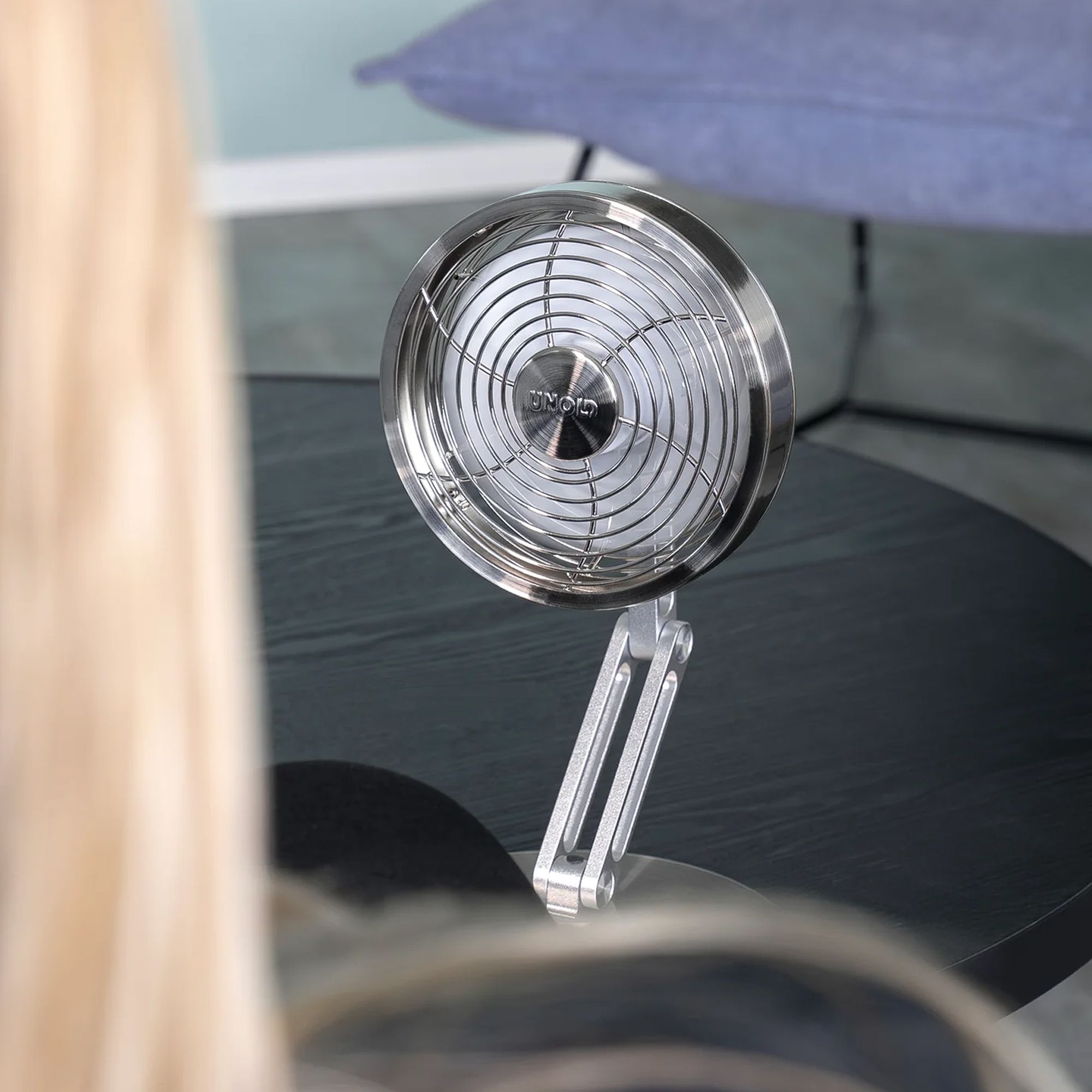 Unold - Cordless Table Fan - STEEL FLEX