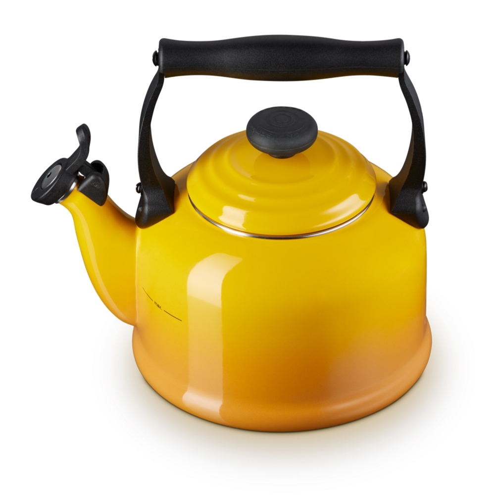 Le Creuset  - Teakettle Tradition 2,1 L Le Creuset  - Teakettle Tradition 2,1 L