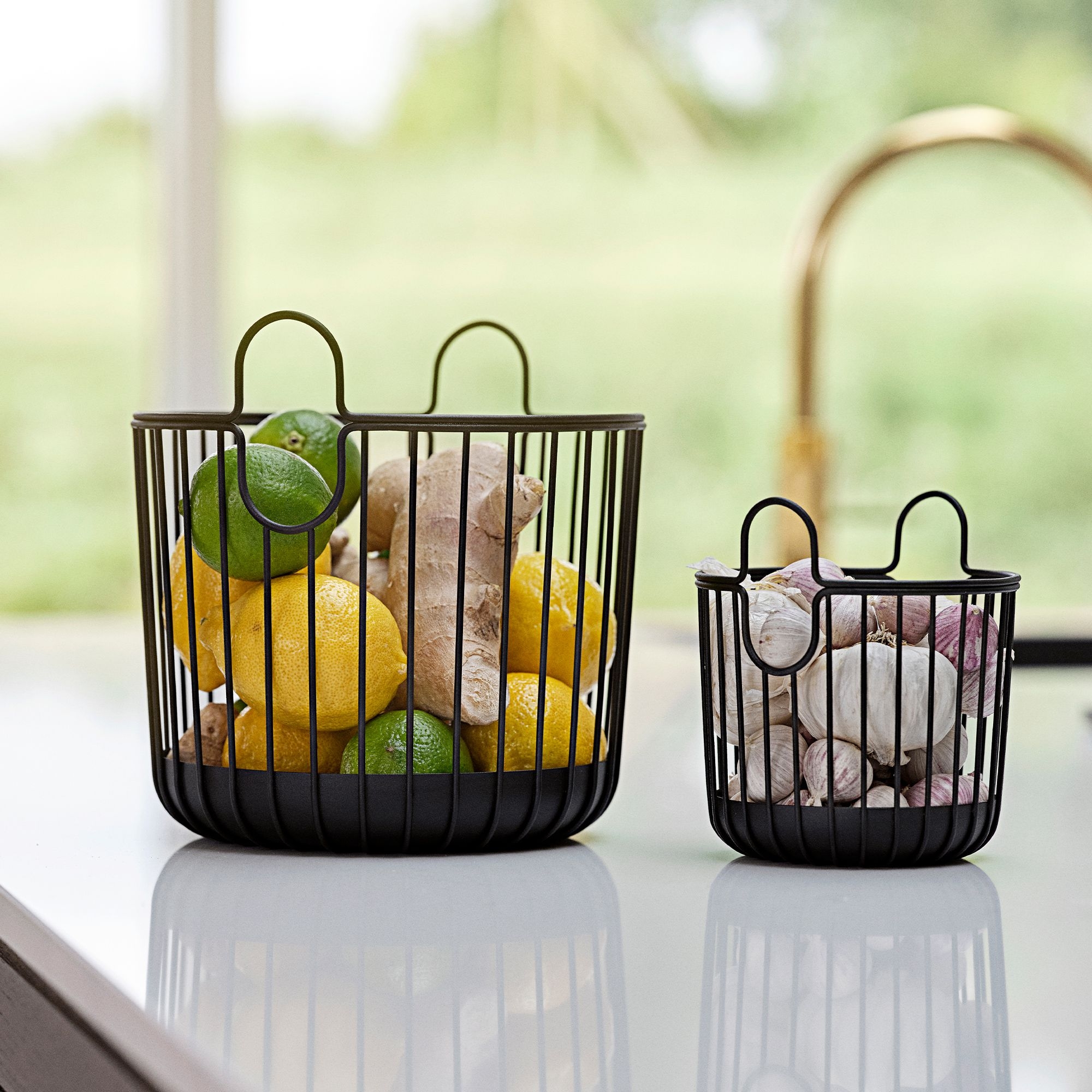 Zone - Inu Basket- 20 x 20 cm - Black