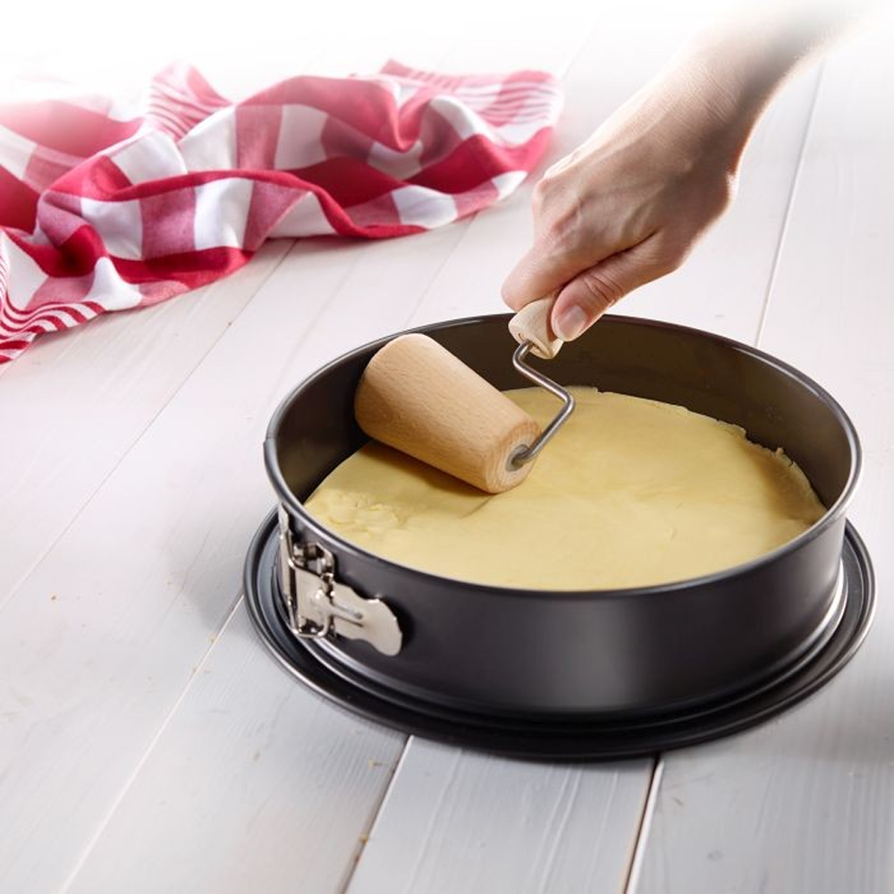 Westmark - Baking mold roller »Woody«, conical, beech wood Westmark - Baking mold roller »Woody«, conical, beech wood