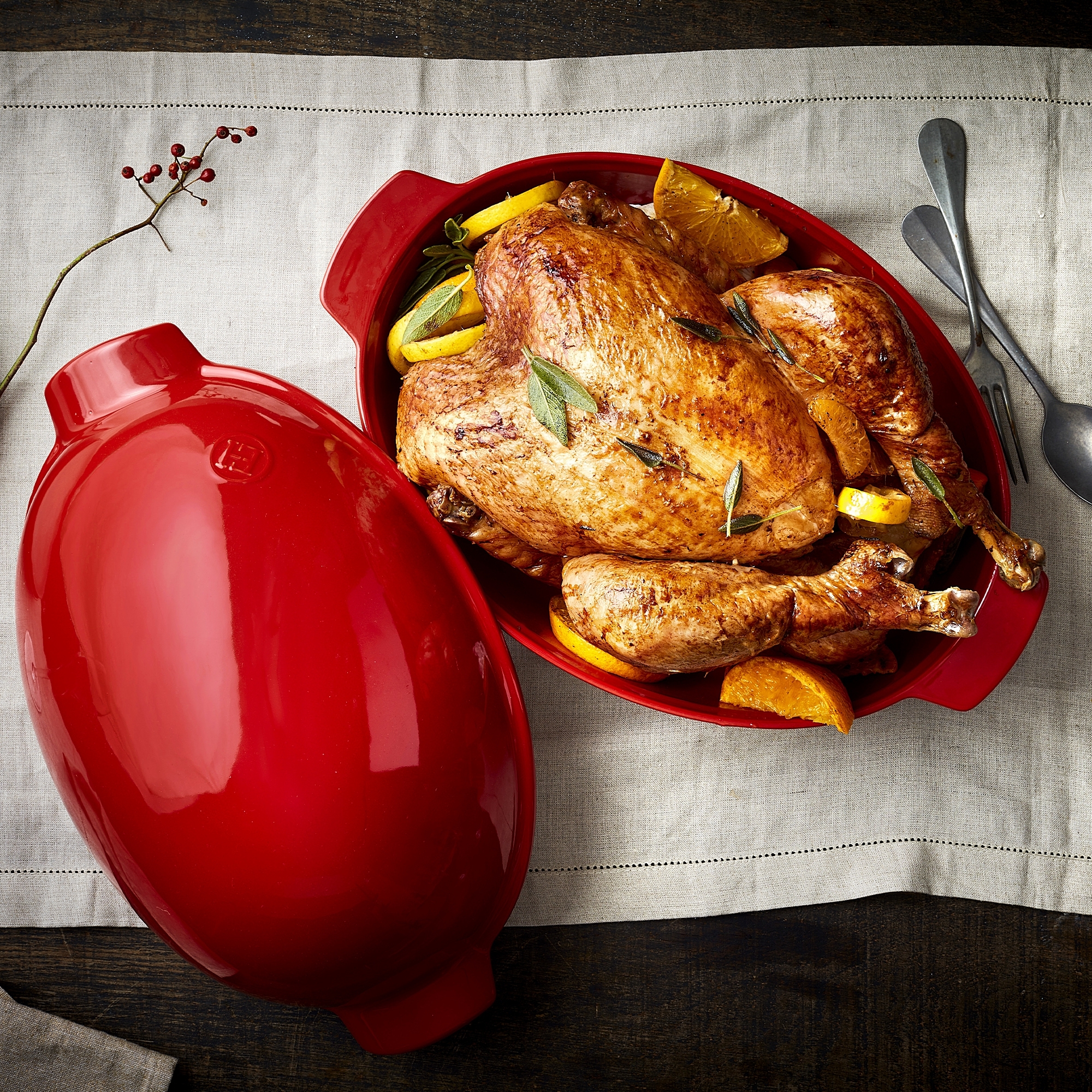 Emile Henry - Chicken Roaster 8 L - Grand Cru Emile Henry - Chicken Roaster 8 L - Grand Cru