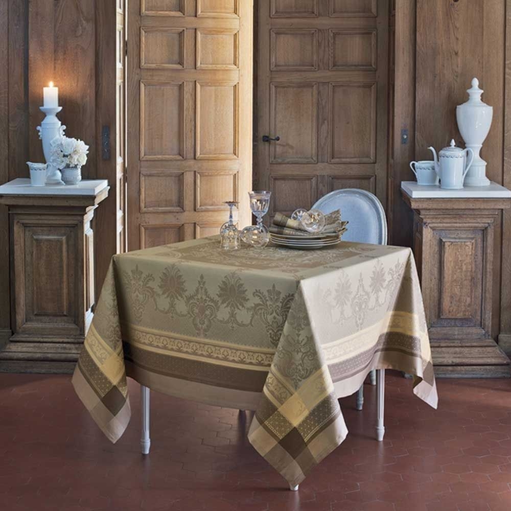 Garnier-Thiebaut Tablecloth - Fontainebleau Tilleul - GS