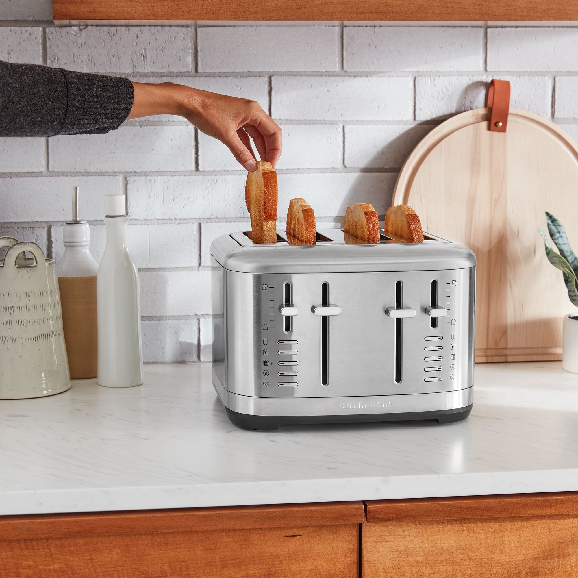 KitchenAid - Toaster with manual operation for 4 slices - Stainless Steel KitchenAid - Toaster with manual operation for 4 slices - Stainless Steel