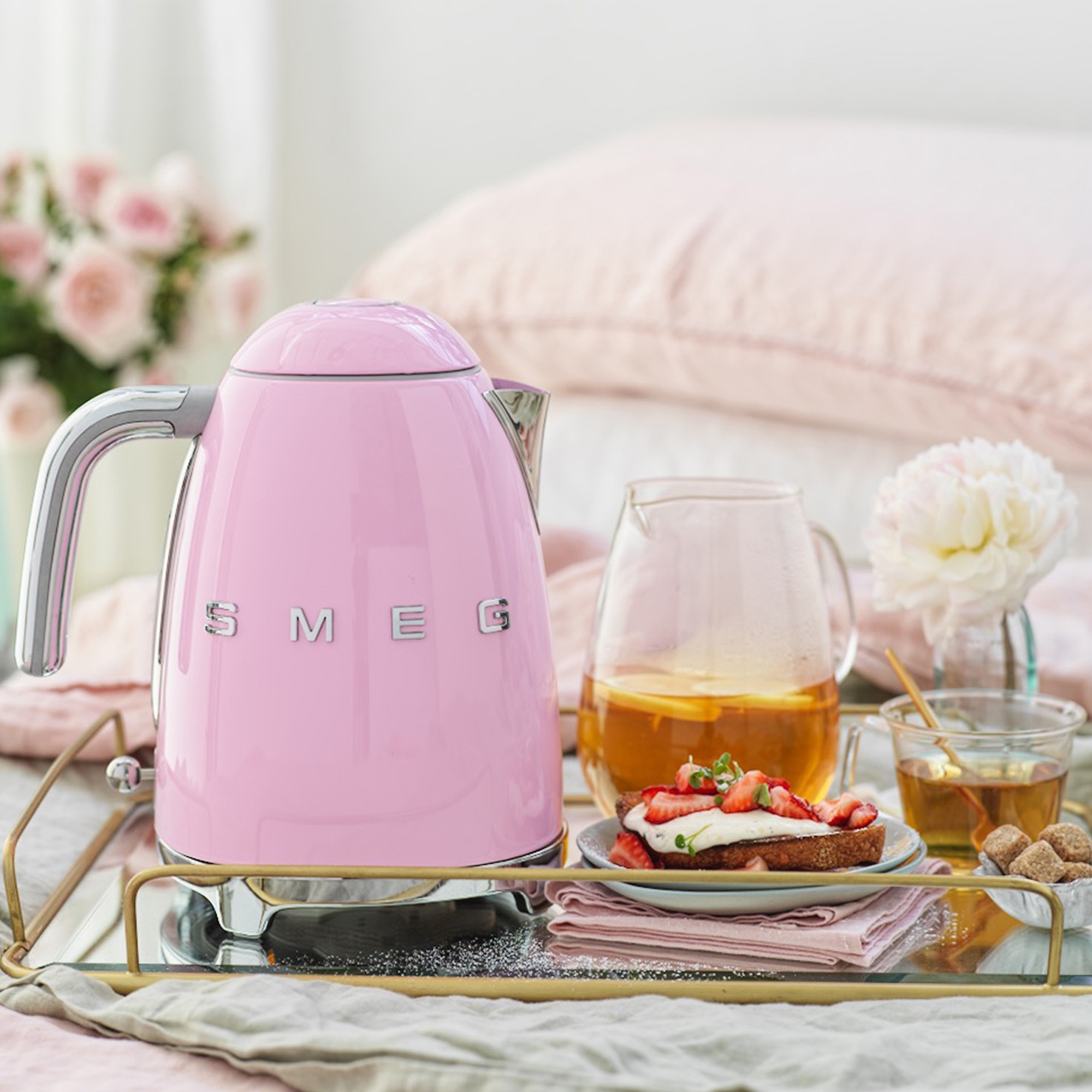 Smeg - 1,7L Wasserkocher - Designlinie Stil Der 50° Jahre - pink Smeg - 1,7L Wasserkocher - Designlinie Stil Der 50° Jahre - pink