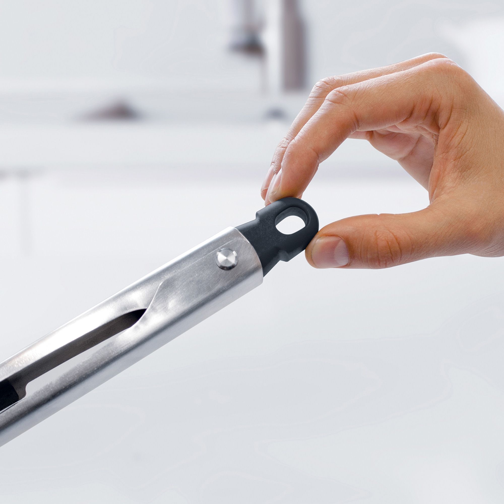 Joseph Joseph - Elevate™ 6-piece Grey Utensils Carousel Set with Tongs Joseph Joseph - Elevate™ 6-piece Grey Utensils Carousel Set with Tongs