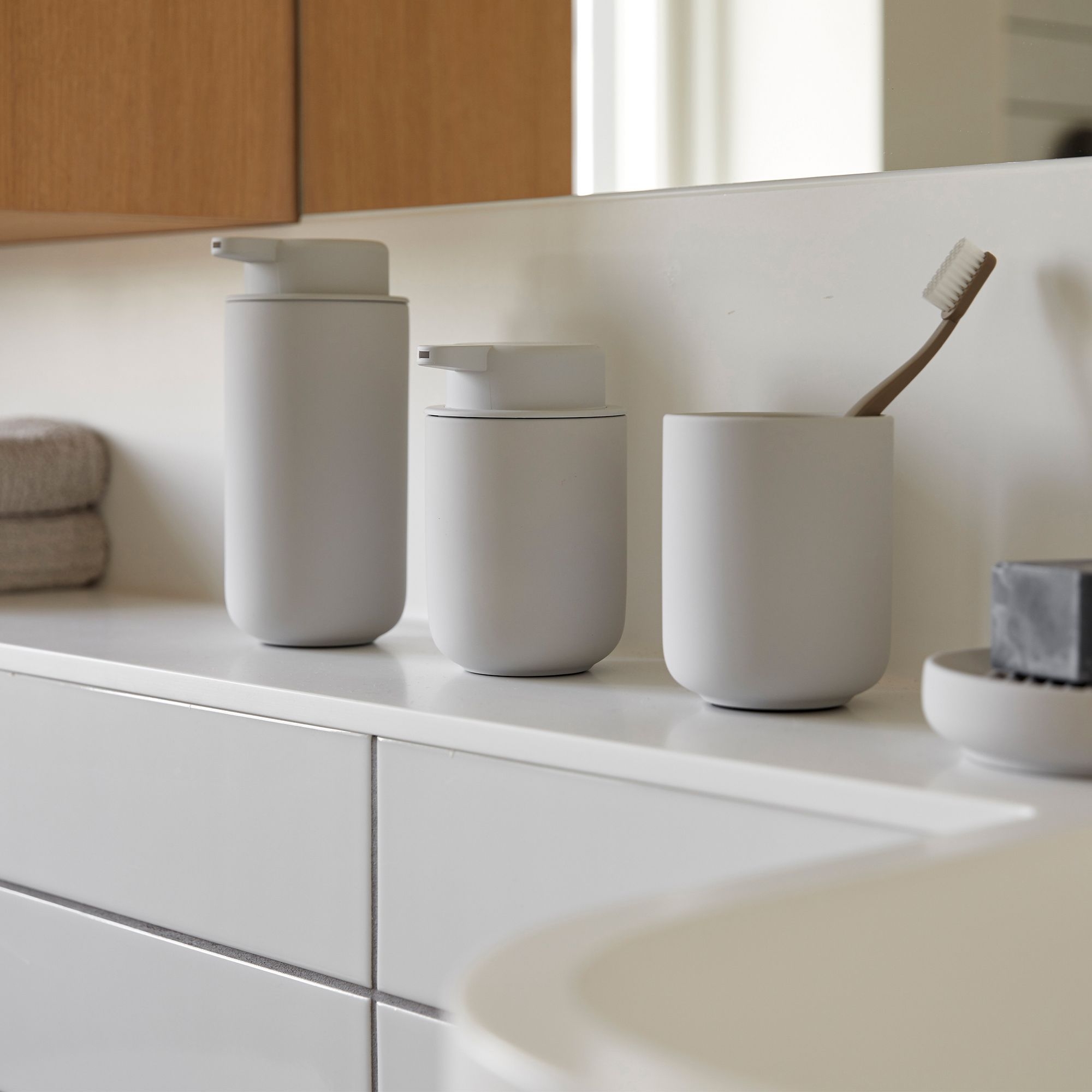 Zone - Ume Zahnbürstenbecher - Soft Grey