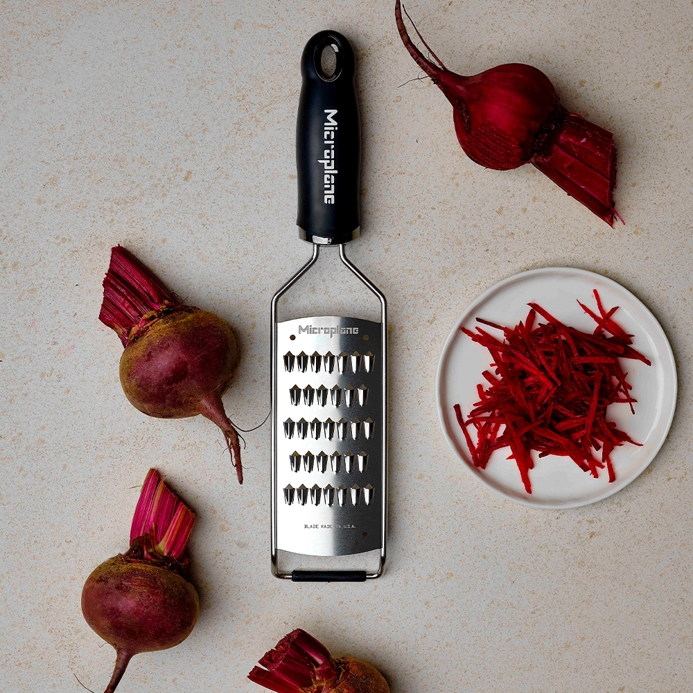 Microplane - Feine Juliennereibe - Gourmet Serie Microplane - Feine Juliennereibe - Gourmet Serie