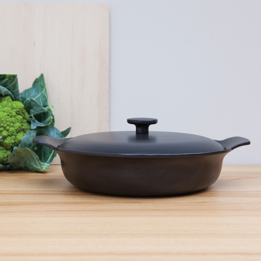 BergHOFF - Pot roast pan with cast iron lid 28cm