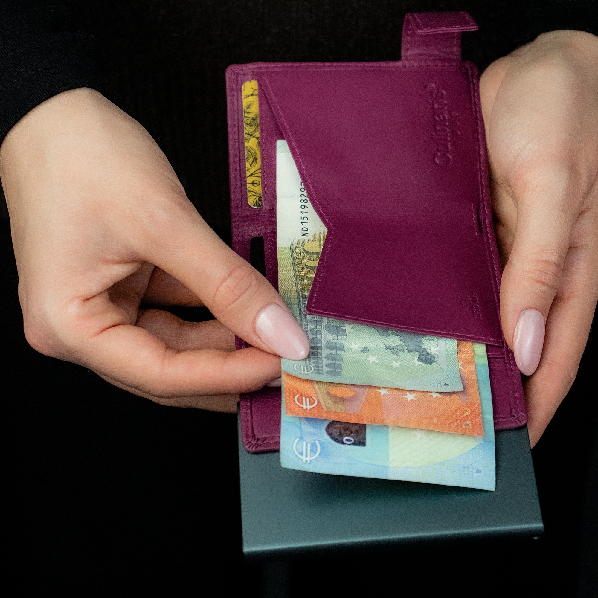 Card Case with Coin Pocket - Pink | Culinaris