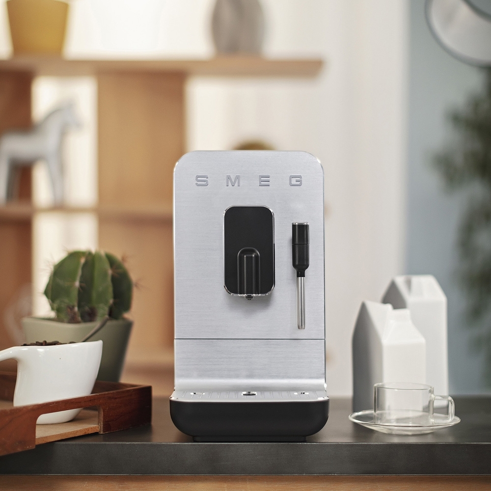 Smeg - coffee machine - design line style The 50 ° years Smeg - coffee machine - design line style The 50 ° years