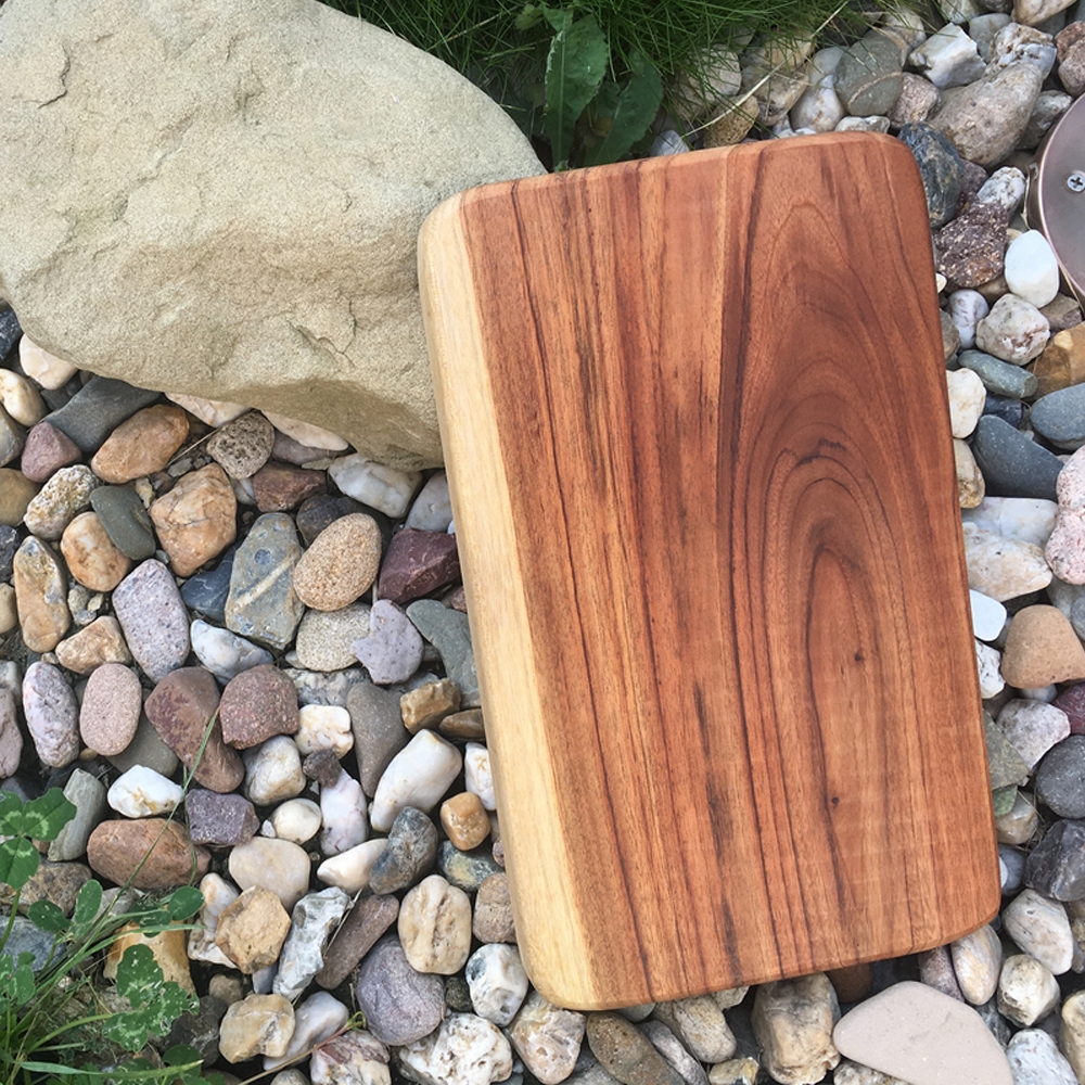 Macani Wood Ecoboards - Kampferholzbrett - 15 x 25 cm