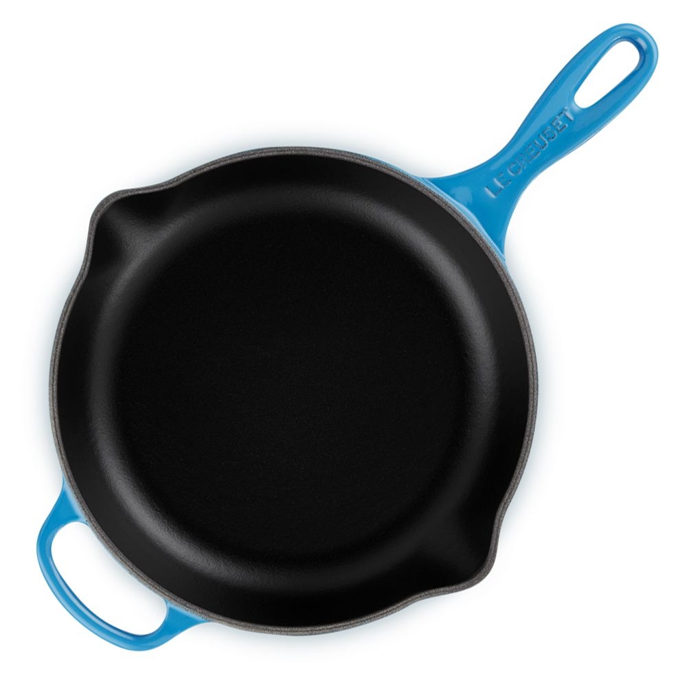 Le Creuset - Signature Cast Iron Skillet Le Creuset - Signature Cast Iron Skillet
