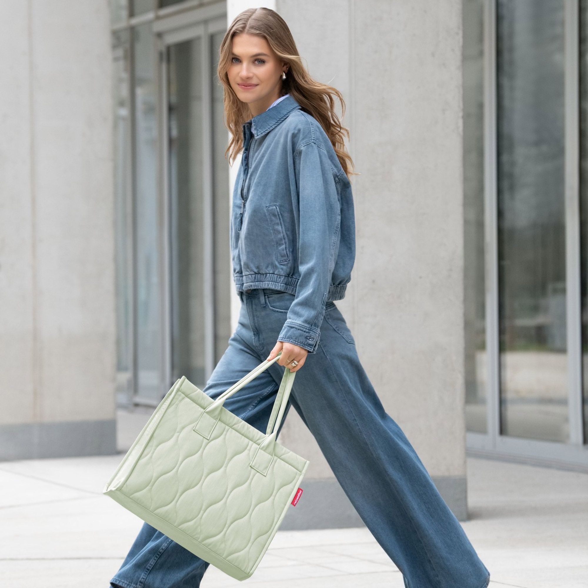 reisenthel - daily shopper -puffer iced matcha