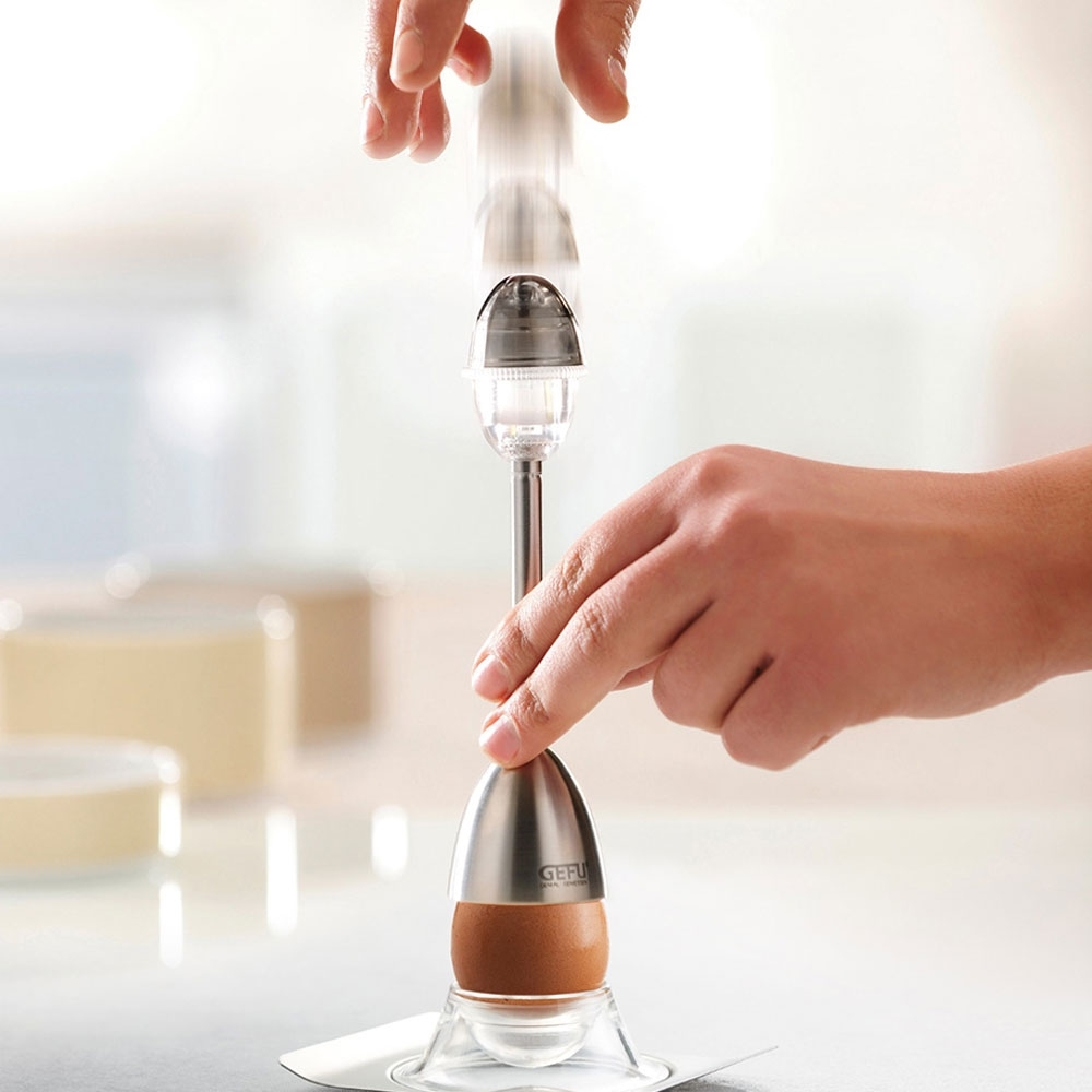 Gefu - Egg cracker with salt shaker Gefu - Egg cracker with salt shaker