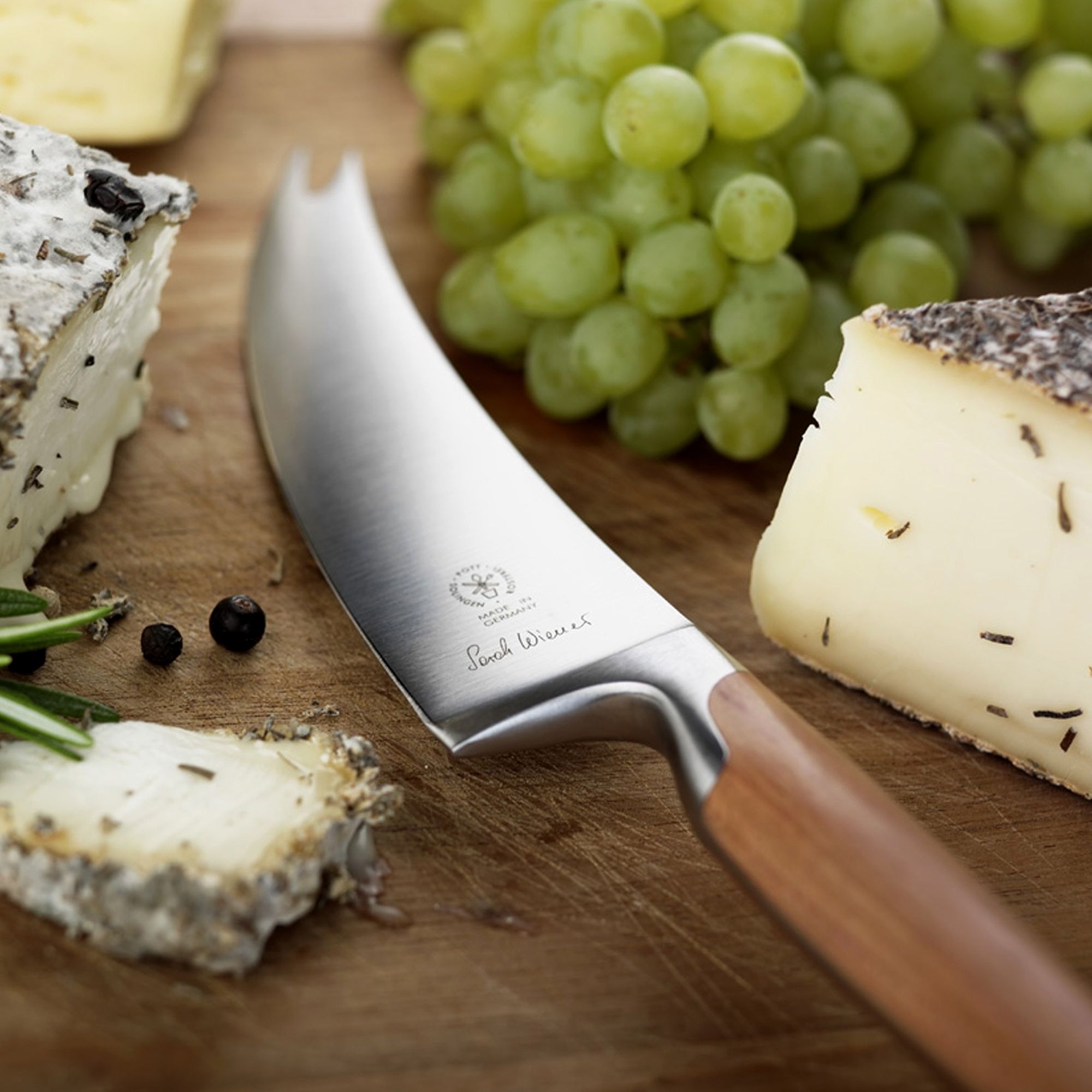 Pott - Sarah Wiener - Cheese knife 13 cm - Plum Wood Pott - Sarah Wiener - Cheese knife 13 cm - Plum Wood