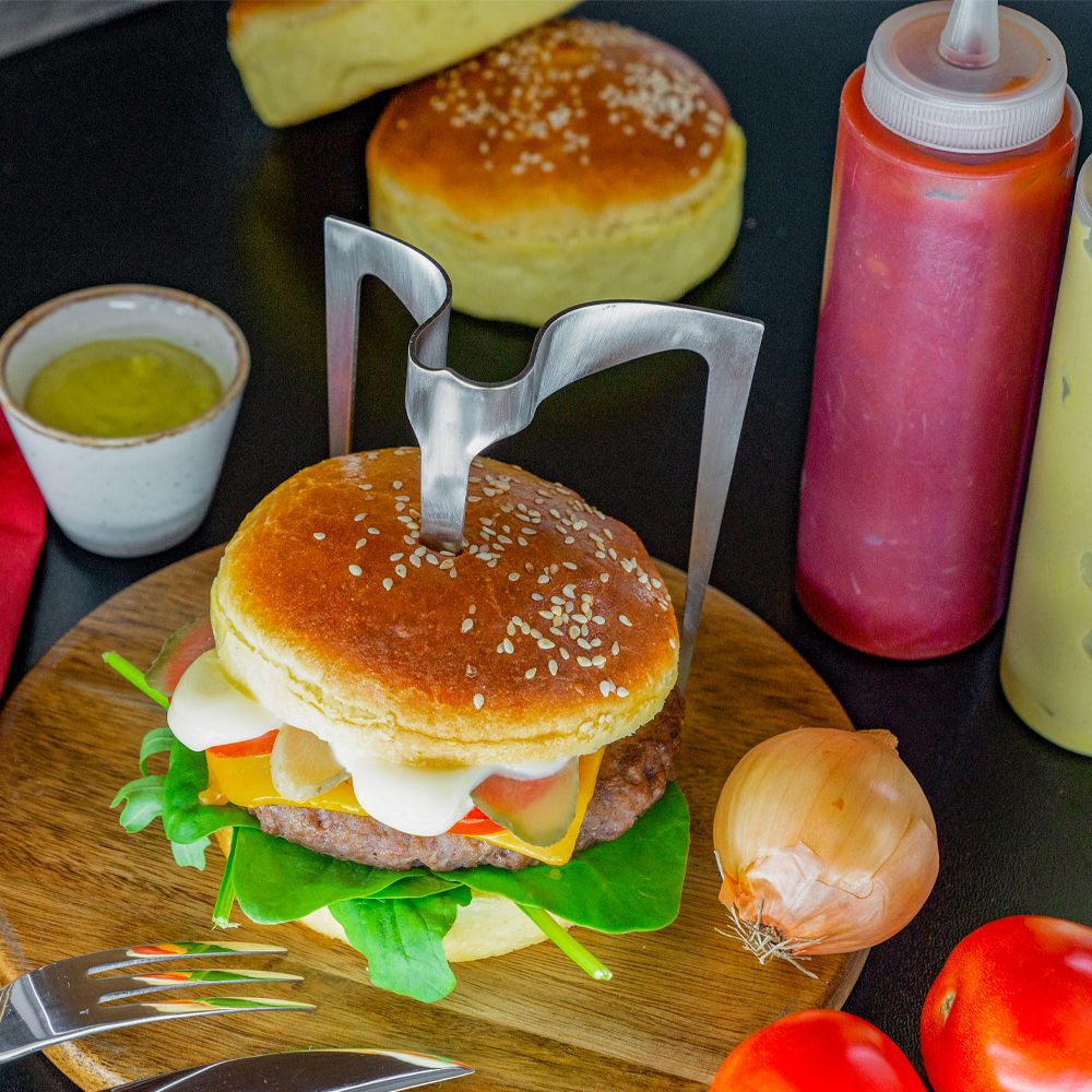 Lurch -  Burger skewer ""King"" with plate