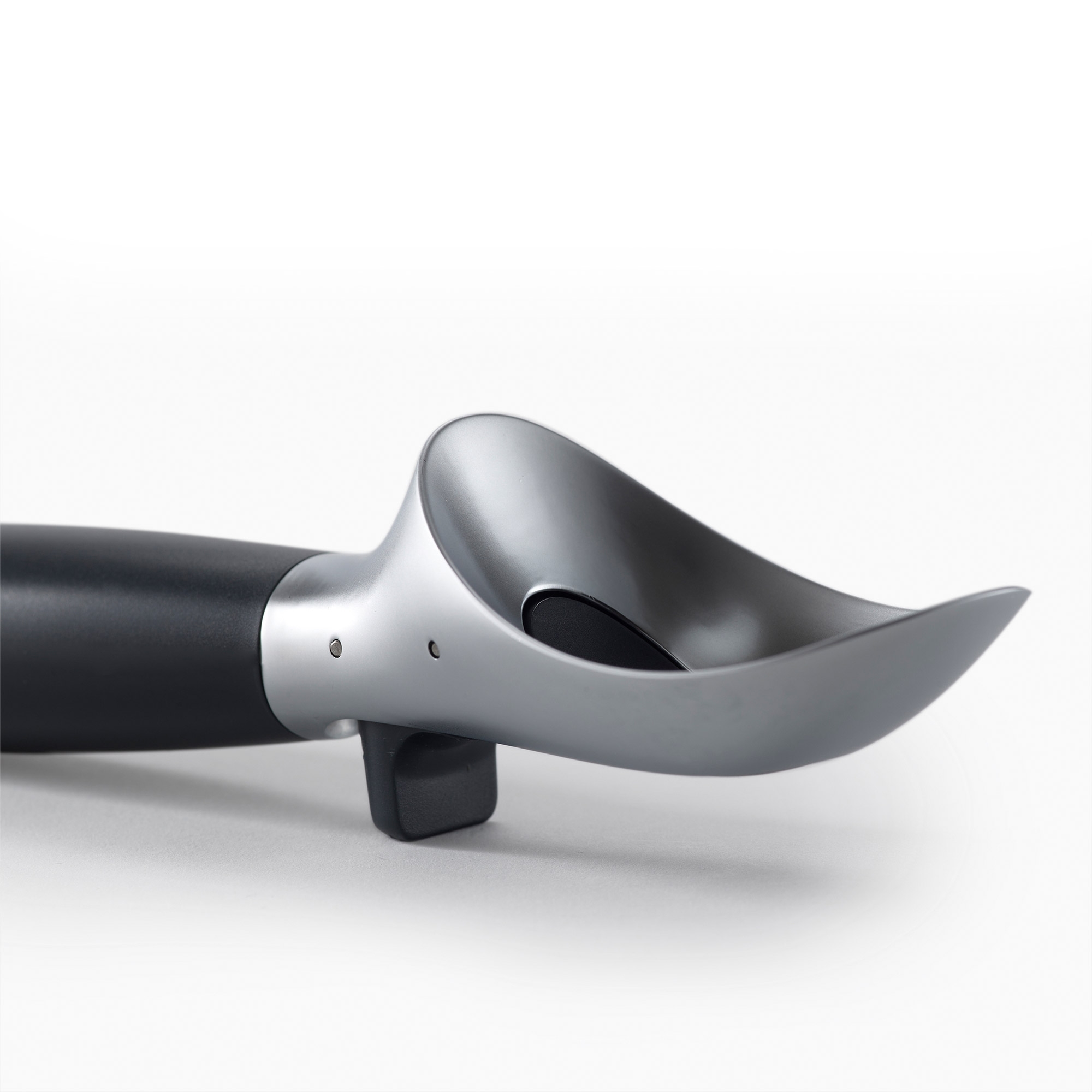 Joseph Joseph - Elevate™ ice cream scoop - grey Joseph Joseph - Elevate™ ice cream scoop - grey