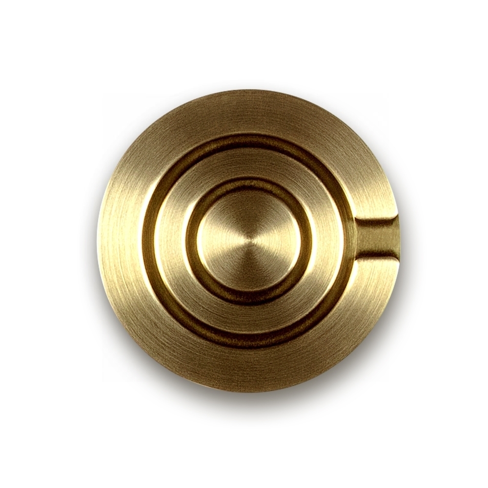 Le Creuset - Hellgoldfarbener Crucible Deckelknopf Le Creuset - Hellgoldfarbener Crucible Deckelknopf