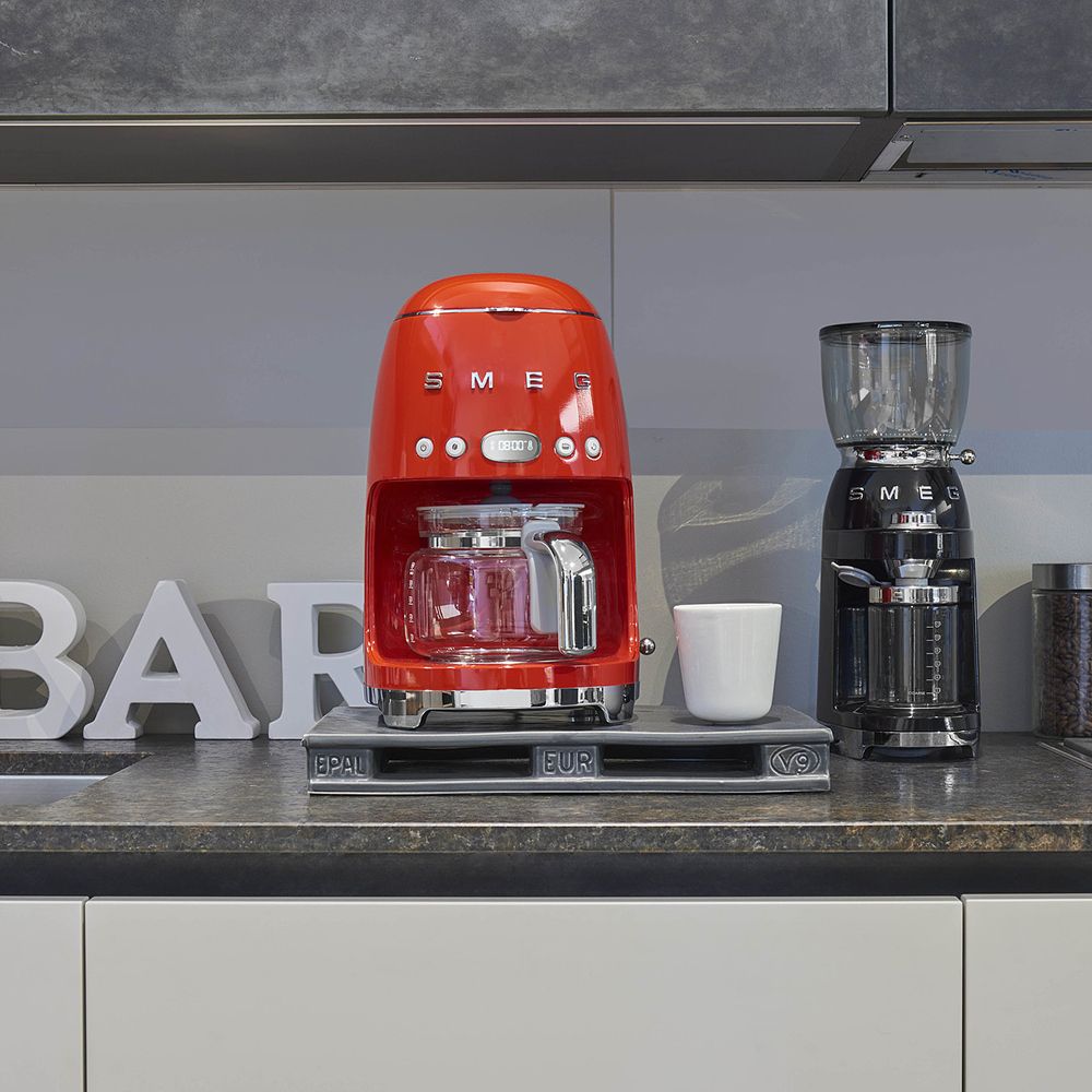 Smeg - Filter coffee - design line style The 50 ° years Smeg - Filter coffee - design line style The 50 ° years