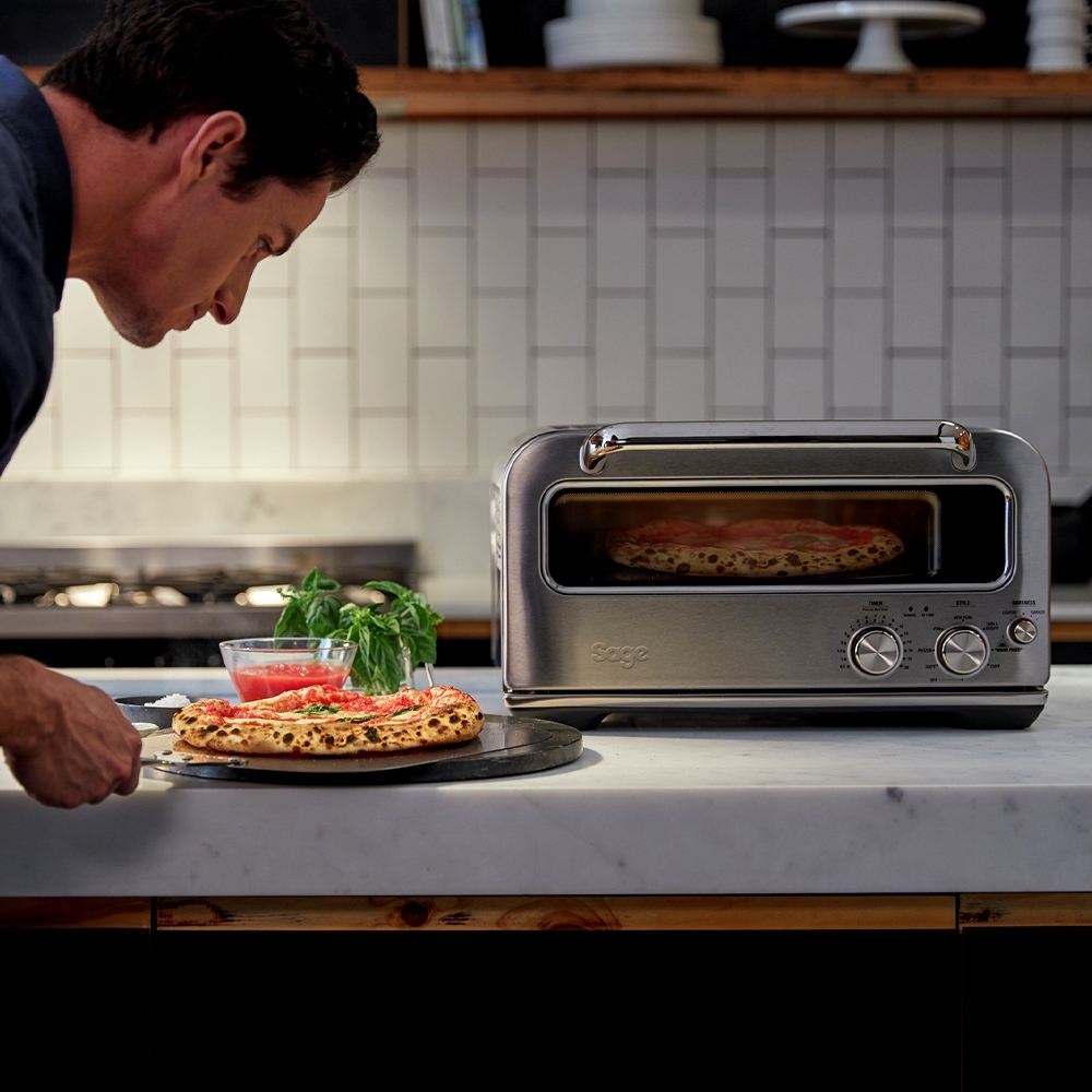 SAGE - the Smart Oven™ Pizzaiolo SAGE - the Smart Oven™ Pizzaiolo