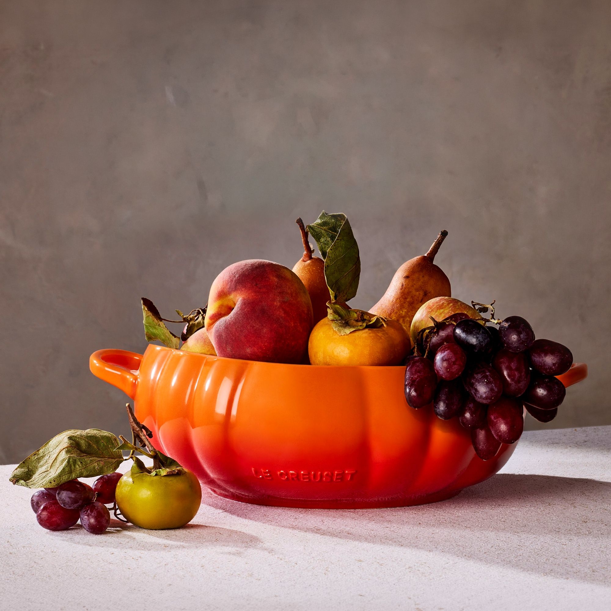 Le Creuset – Pumpkin Serving Bowl, 3 L  - Volcanic