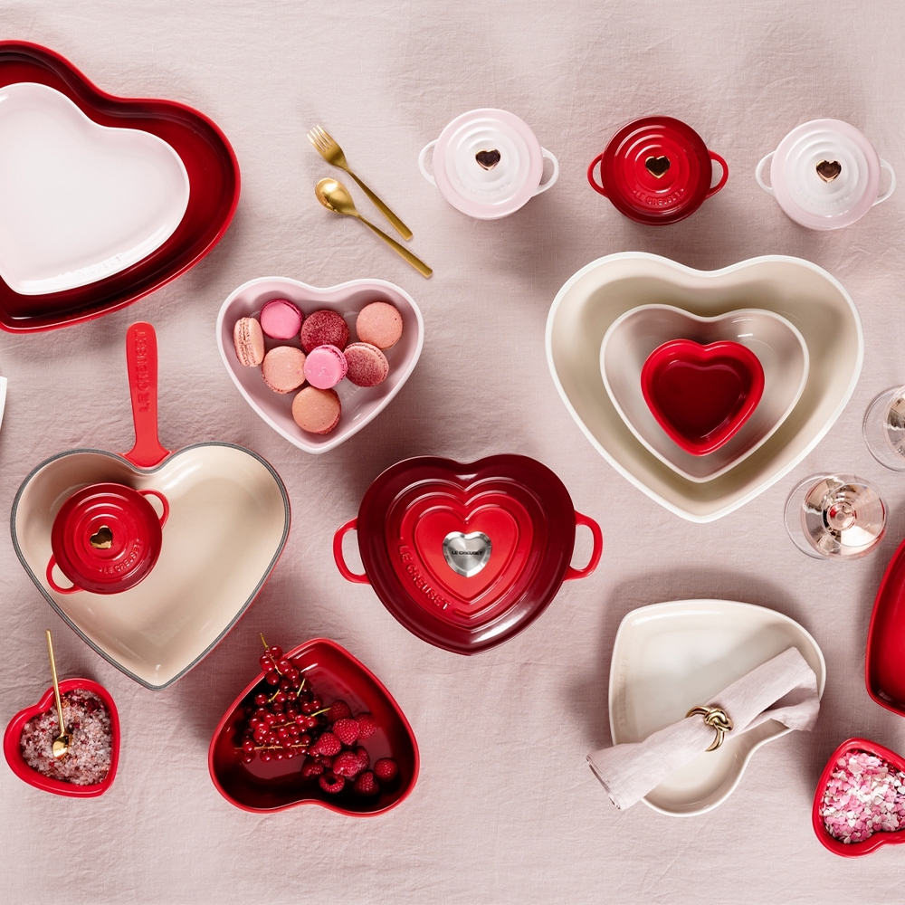 Le Creuset - Servierschüssel in Herzform 30 cm Le Creuset - Servierschüssel in Herzform 30 cm