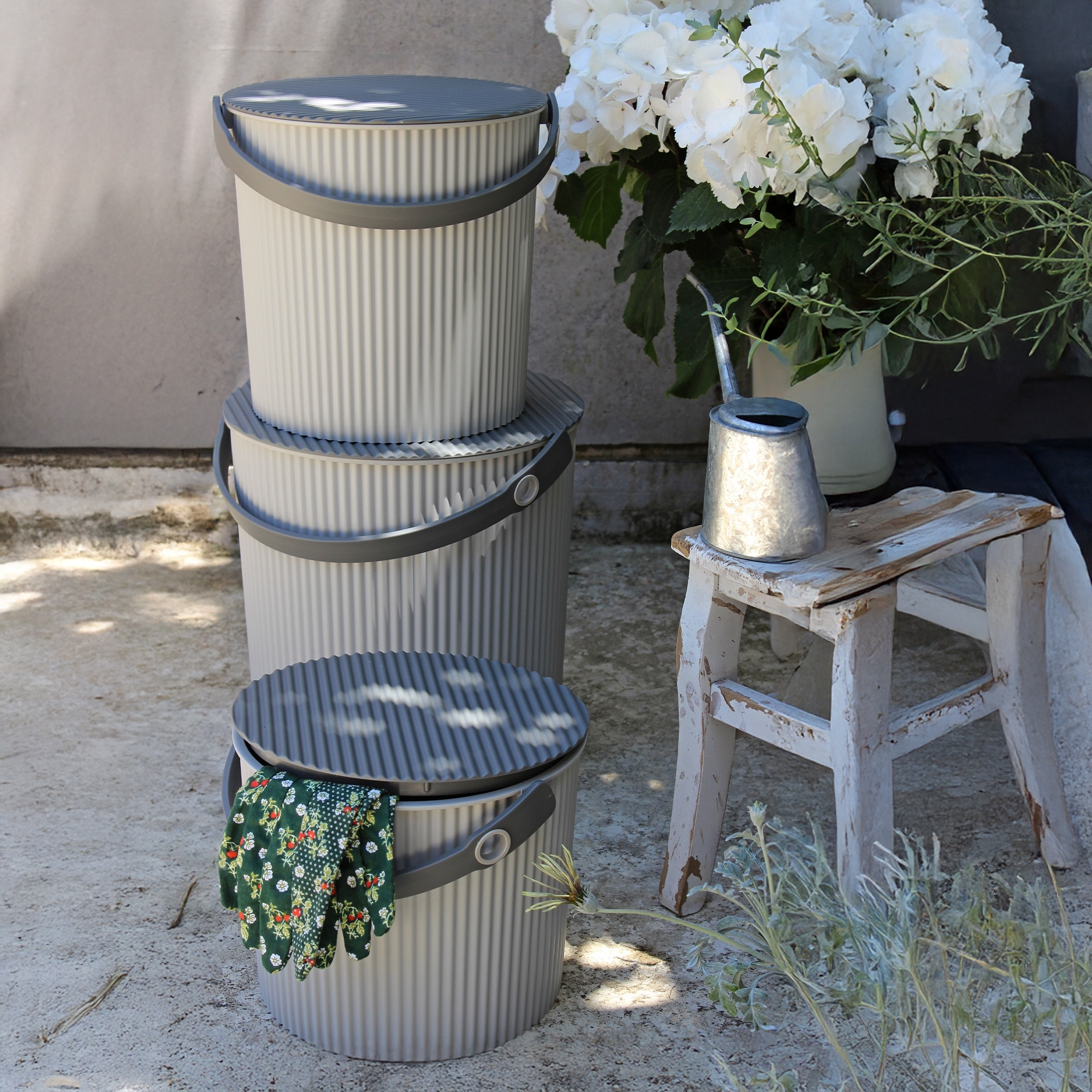 Hachiman - Bucket 20 L Omnioutil LL  | Light Grey / Grey