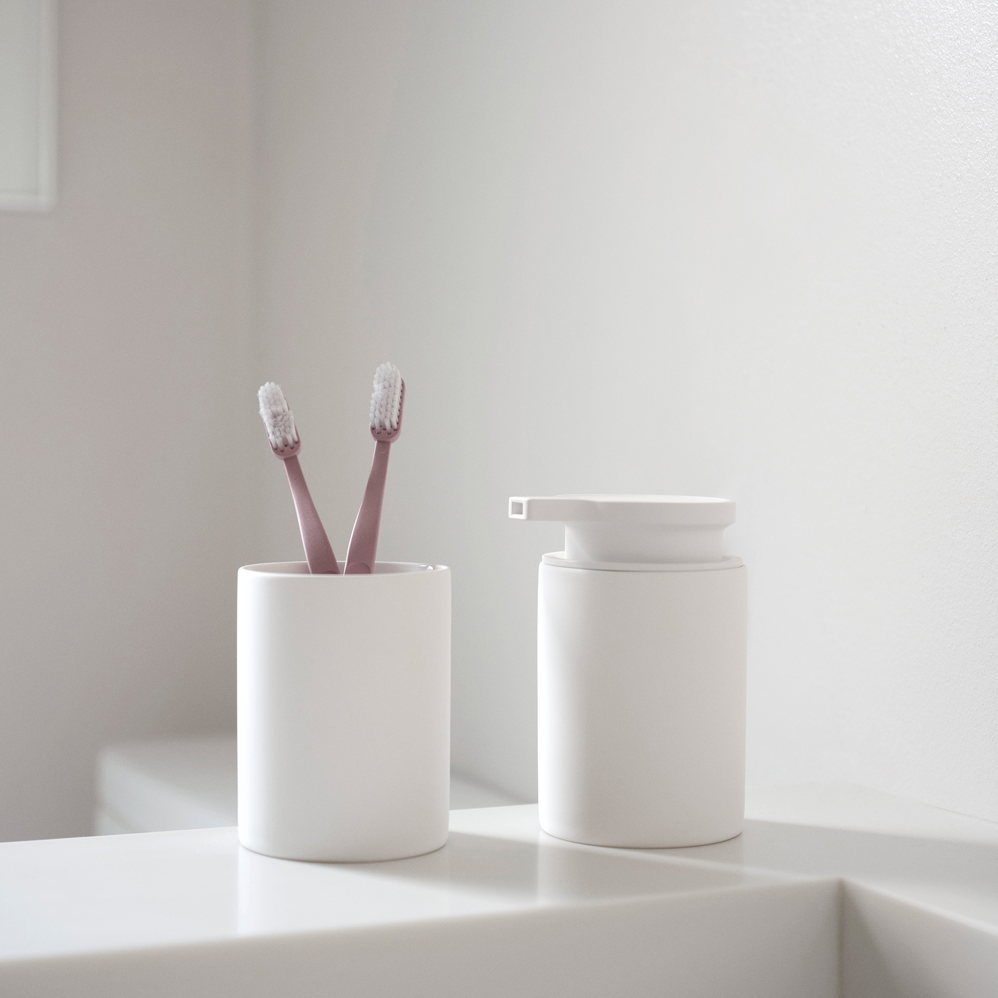 Zone - Karma Toothbrush Holder - White
