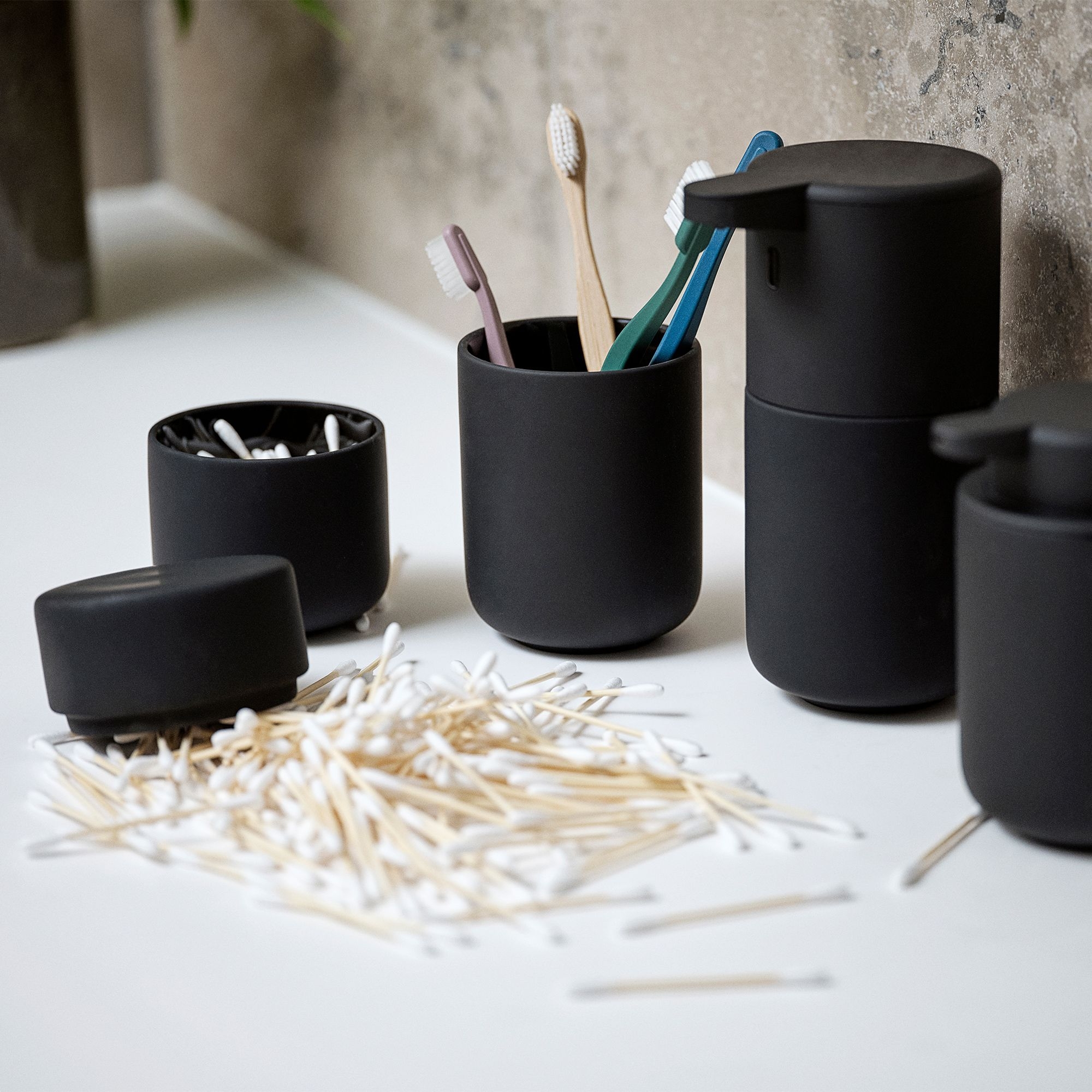 Zone - Ume Toothbrush Cup - Black