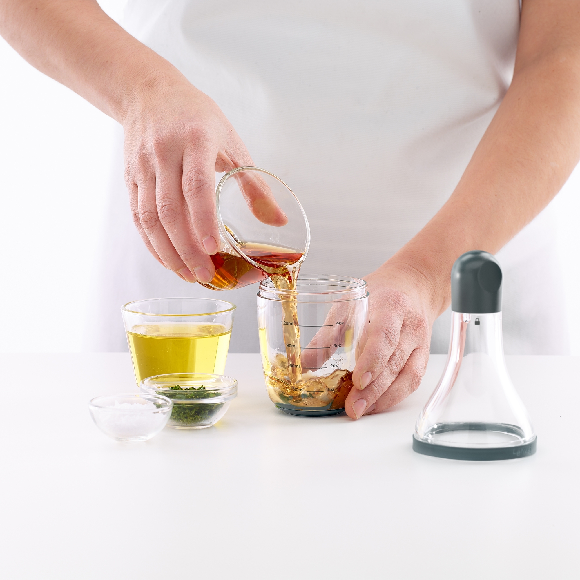 Lékué - Dressing Shaker, grey